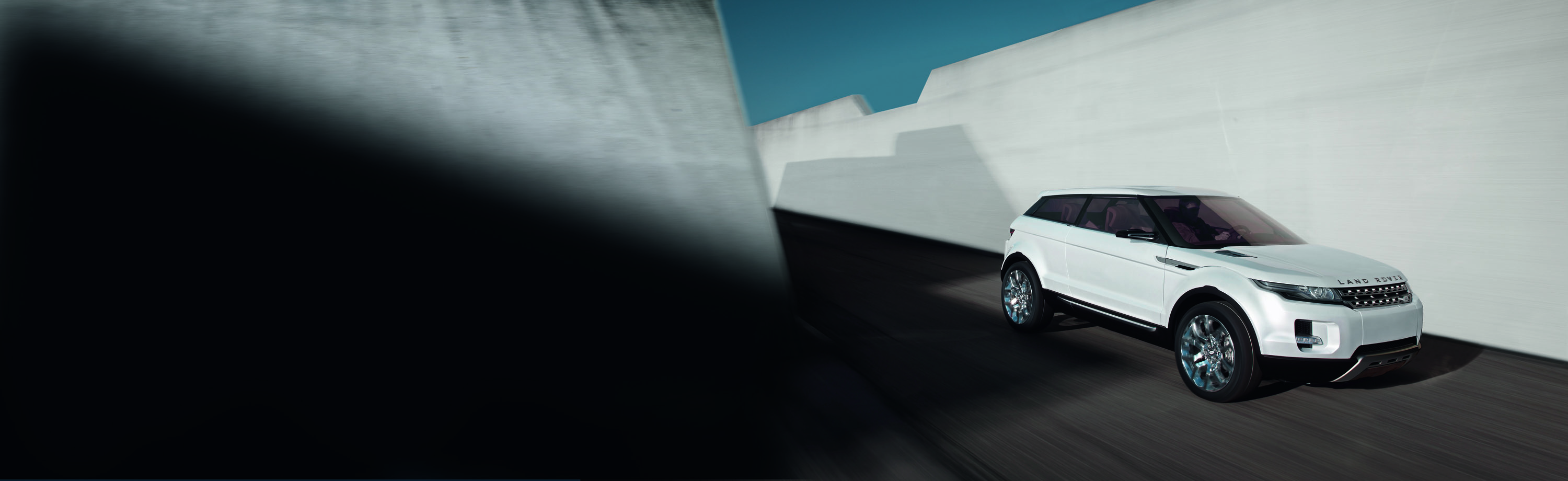 Land Rover LRX Concept photo #19