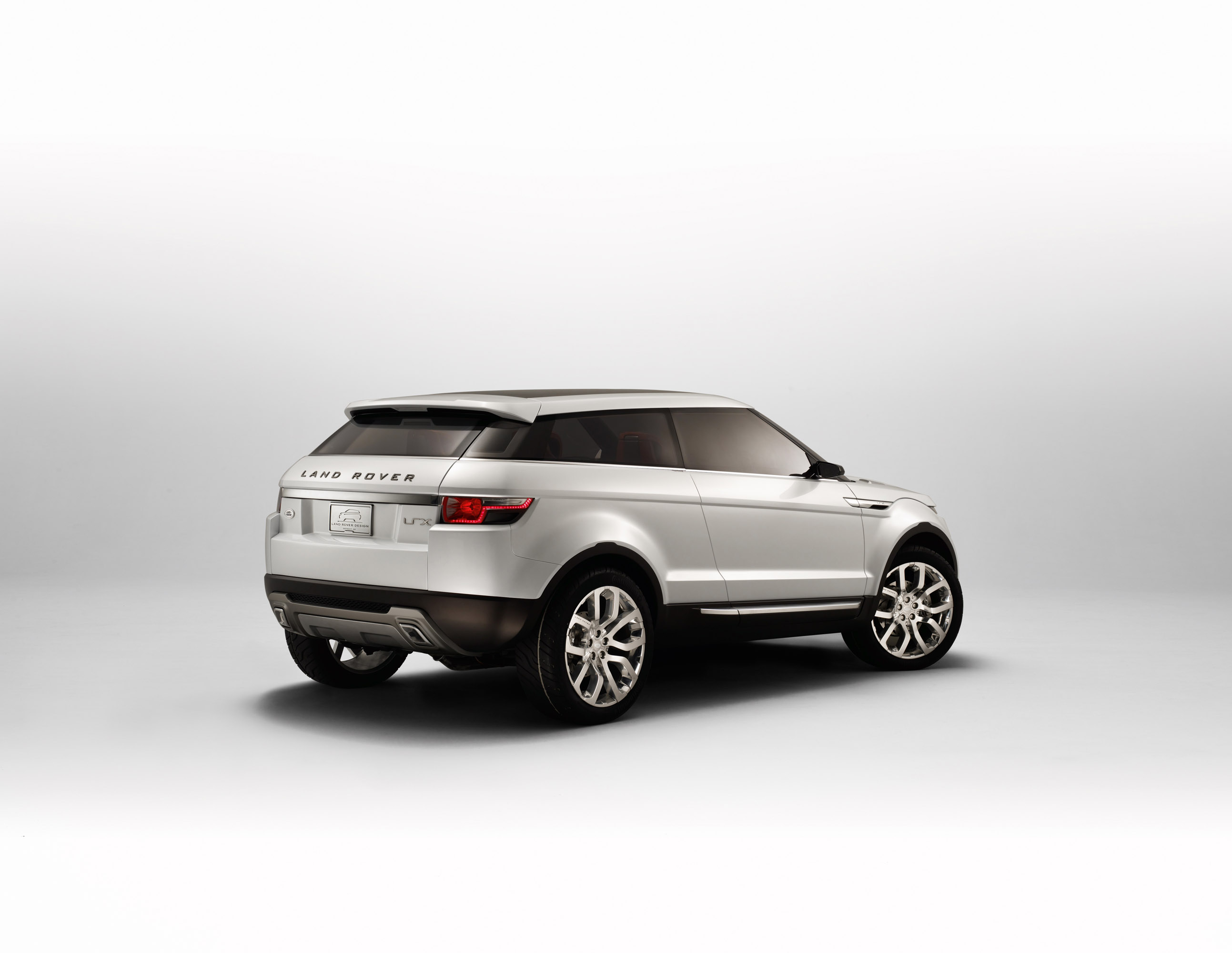 Land Rover LRX Concept photo #23