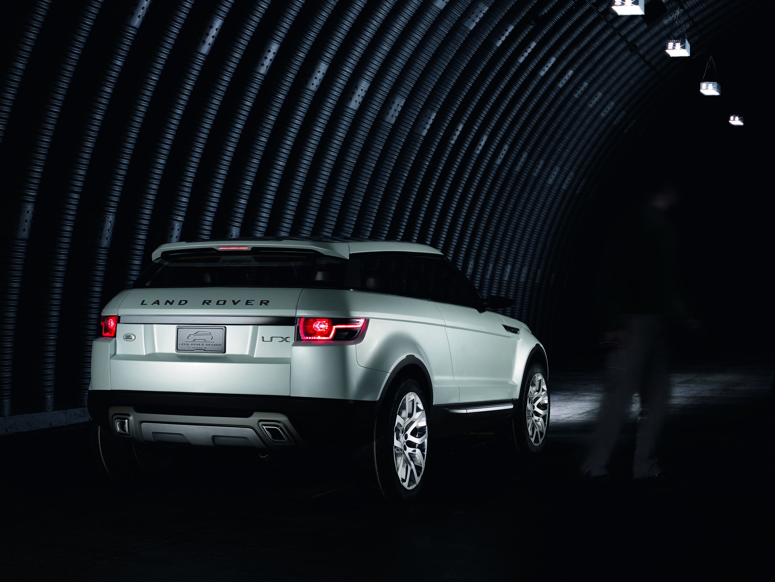 Land Rover LRX Concept photo #24