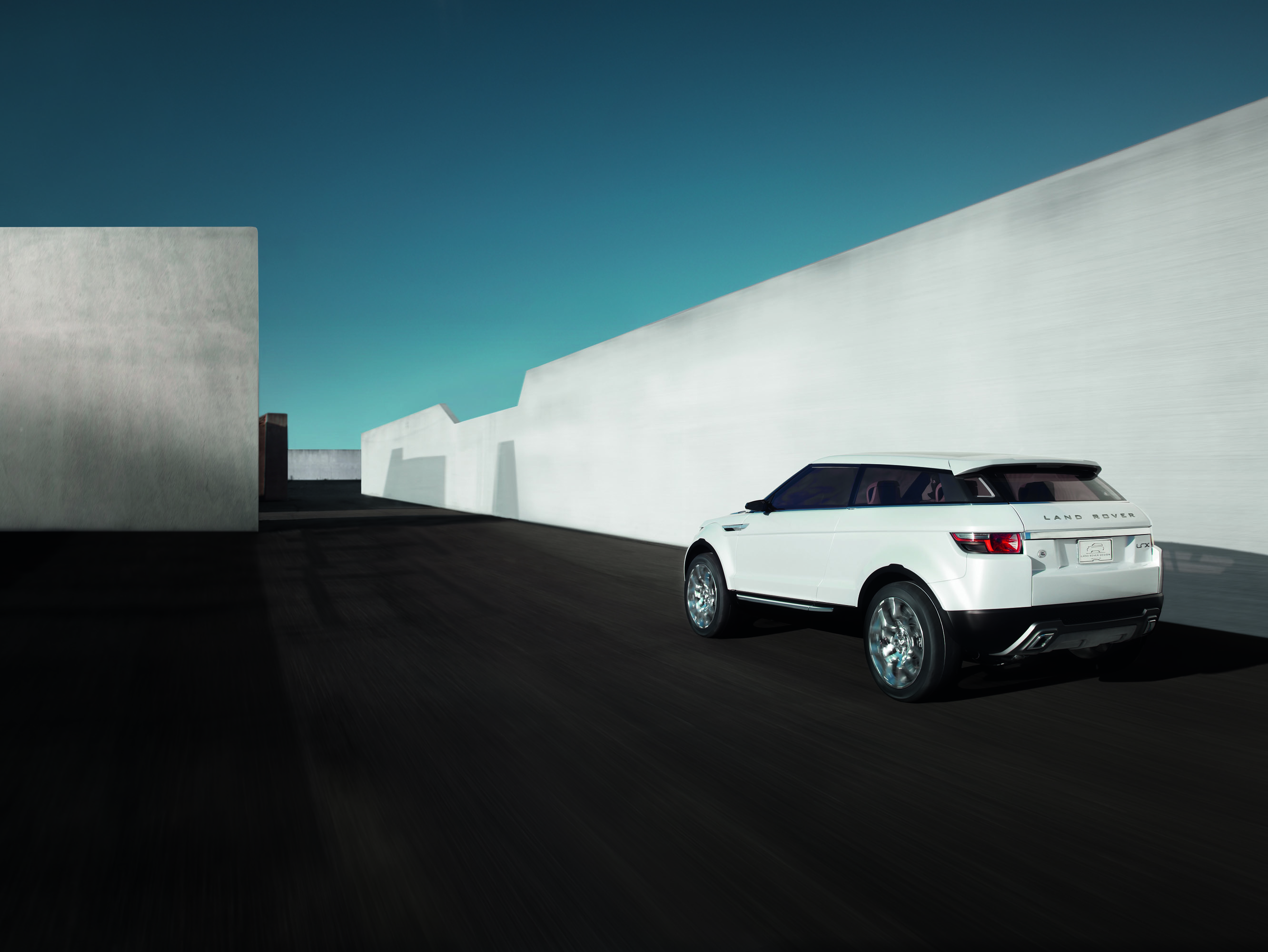 Land Rover LRX Concept photo #26