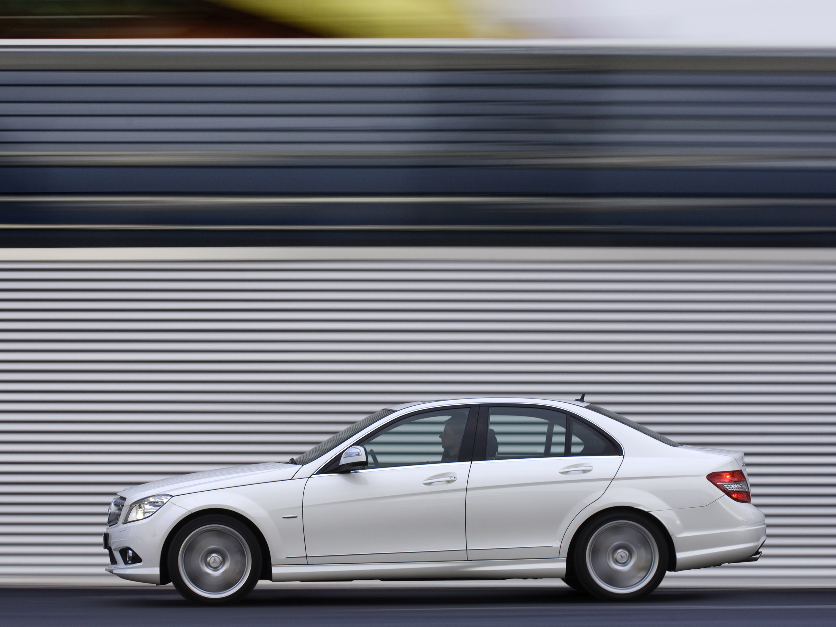 Mercedes-Benz C63 AMG photo #53