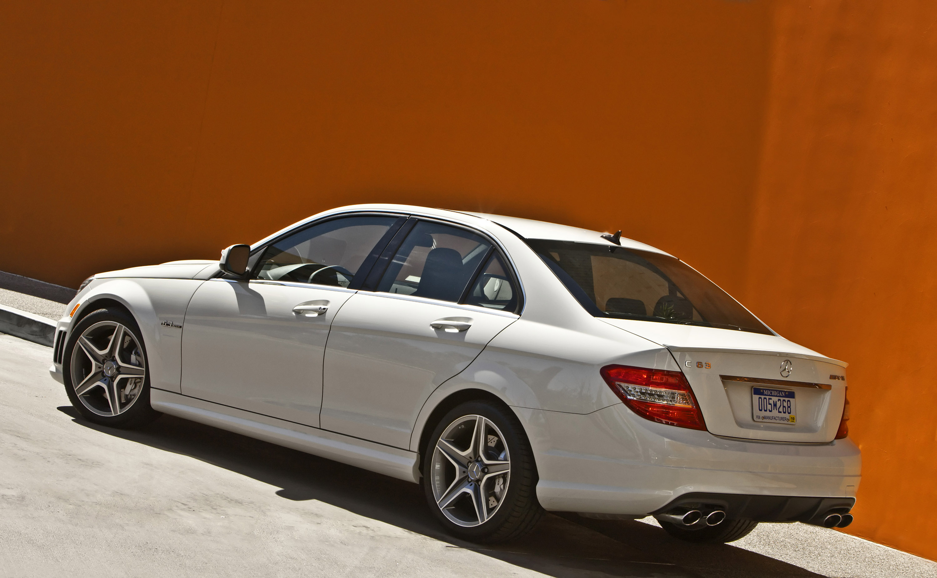 Mercedes-Benz C63 AMG photo #70