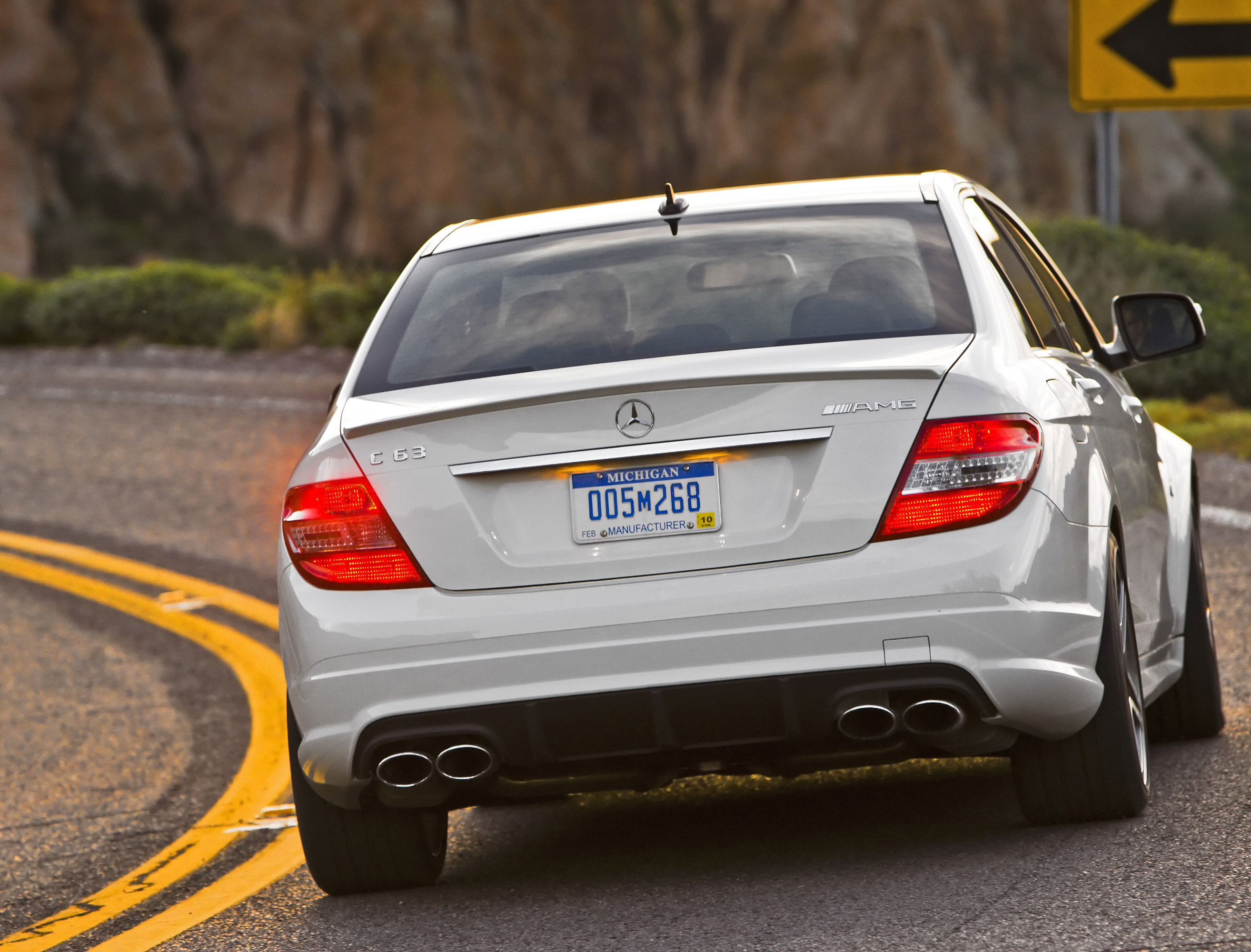 Mercedes-Benz C63 AMG photo #74