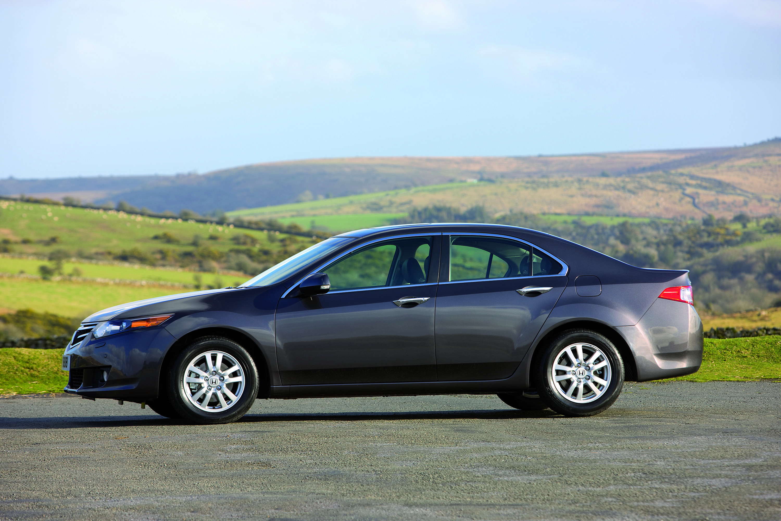 Honda Accord photo #20