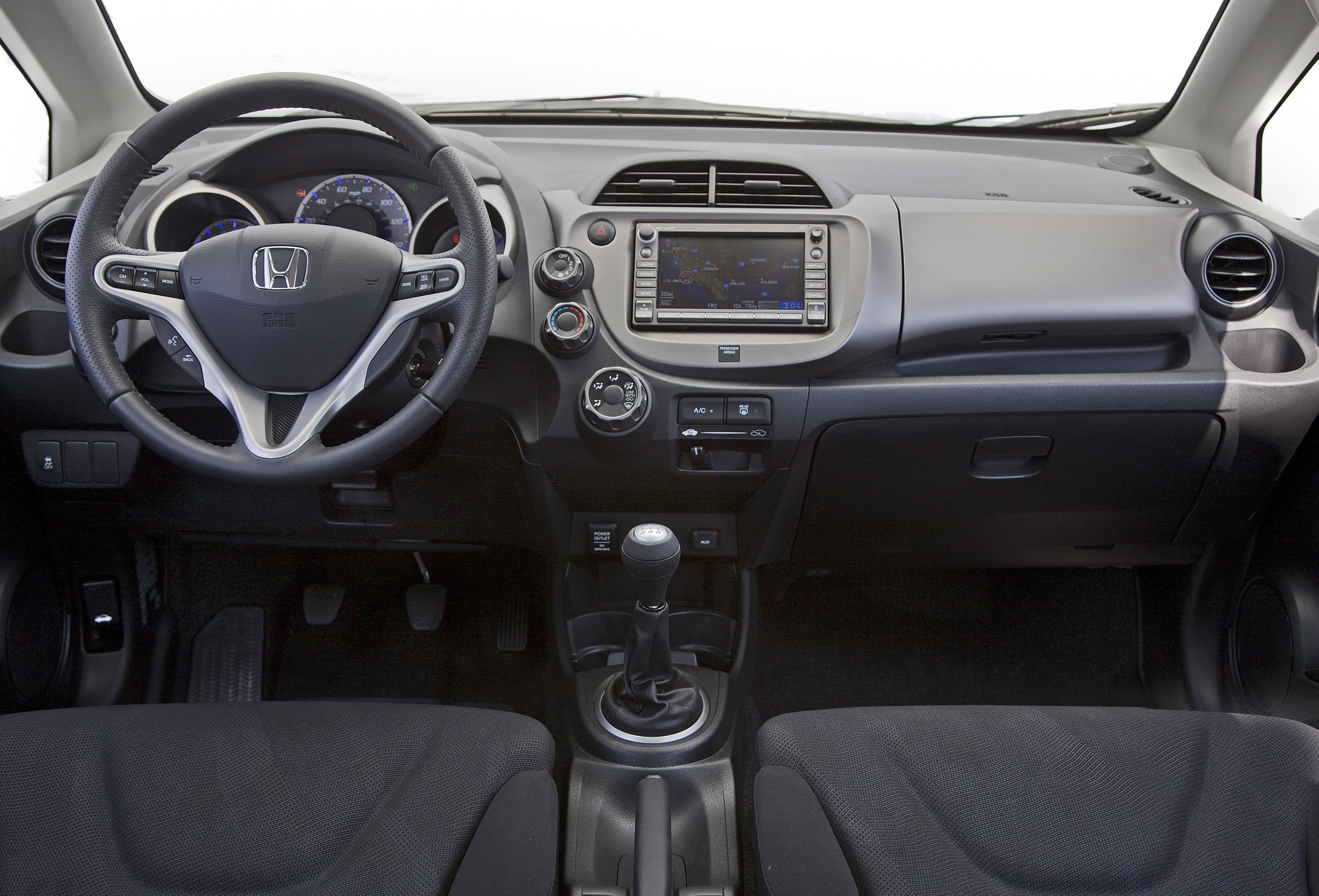 Honda Fit Sport photo #95