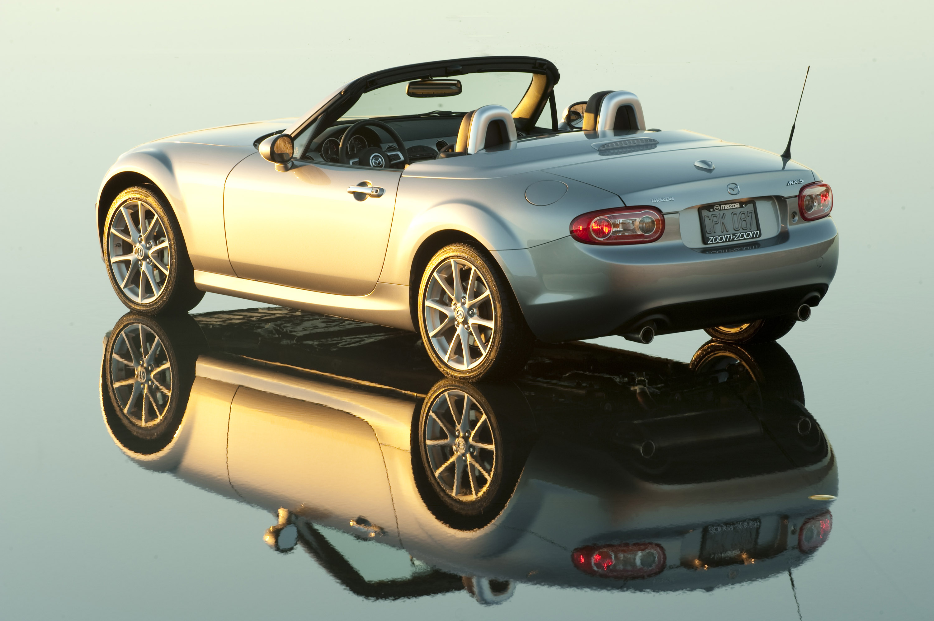 Mazda MX-5 photo #29