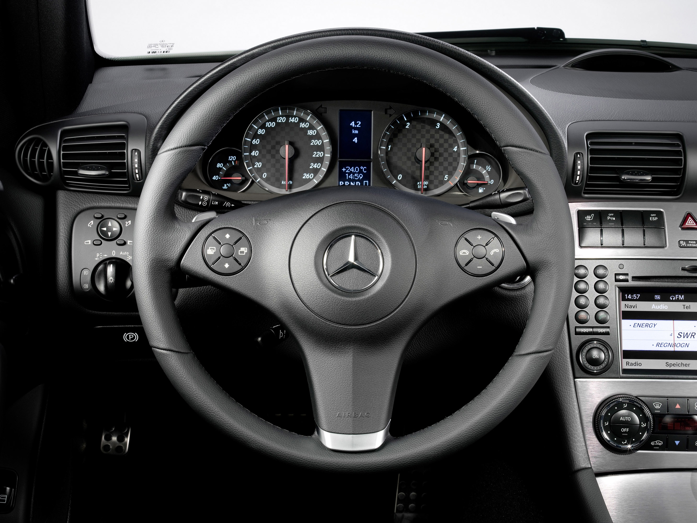 Mercedes-Benz CLC photo #33