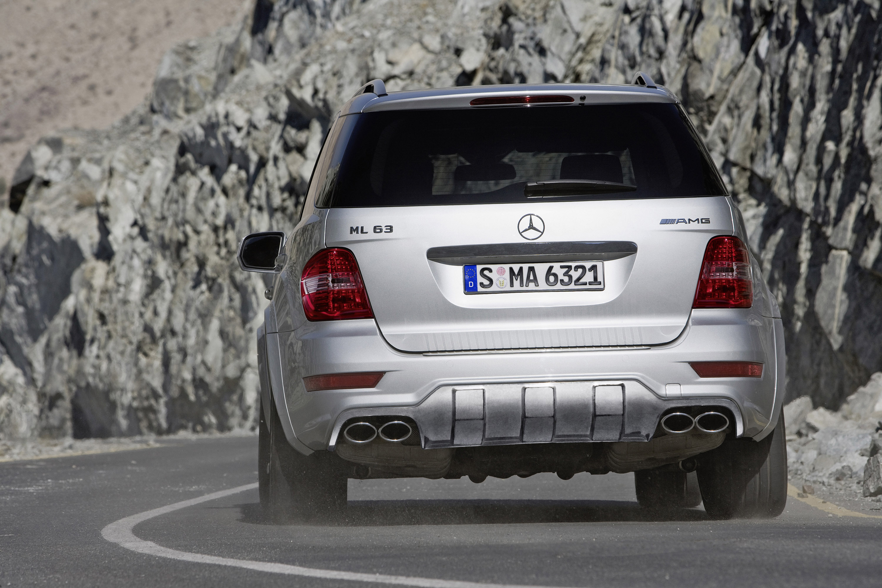 Mercedes-Benz M-Class photo #32