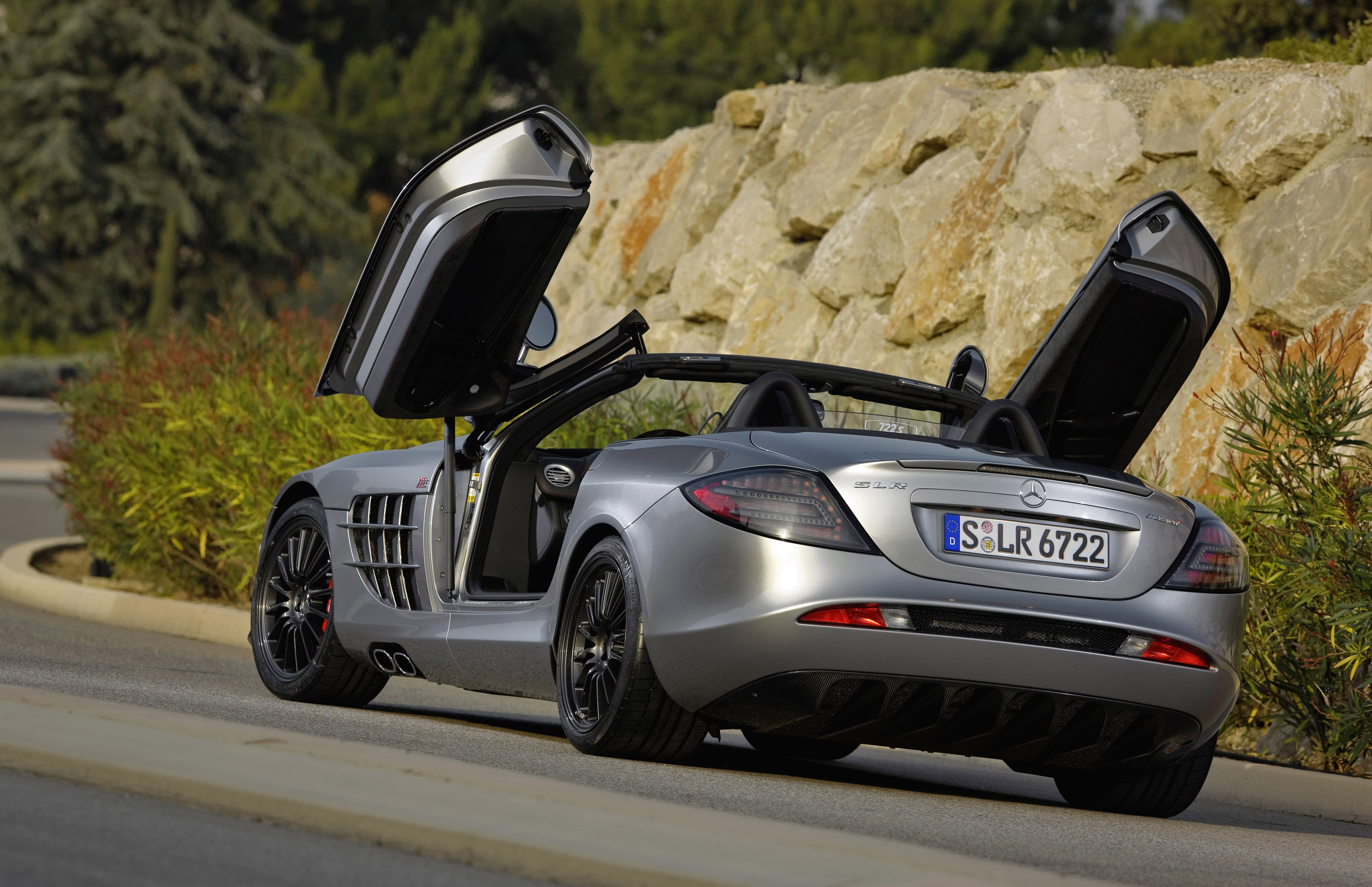 Mercedes-Benz SLR McLaren Roadster 722 S photo #15