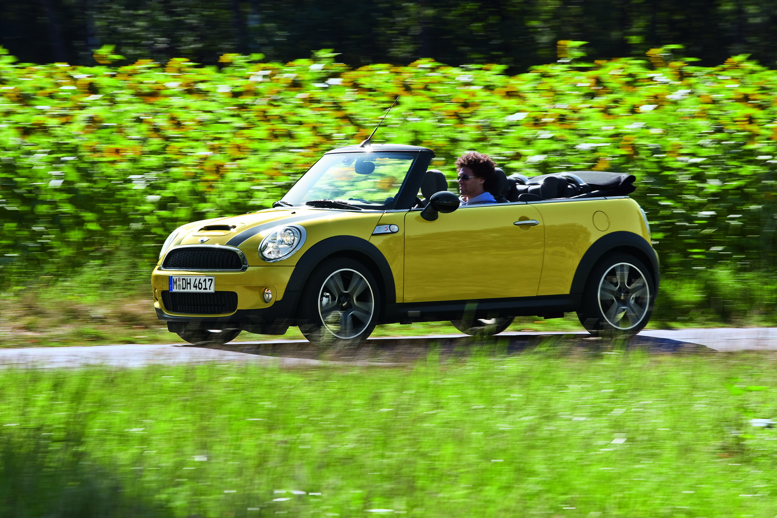 MINI Convertible photo #16