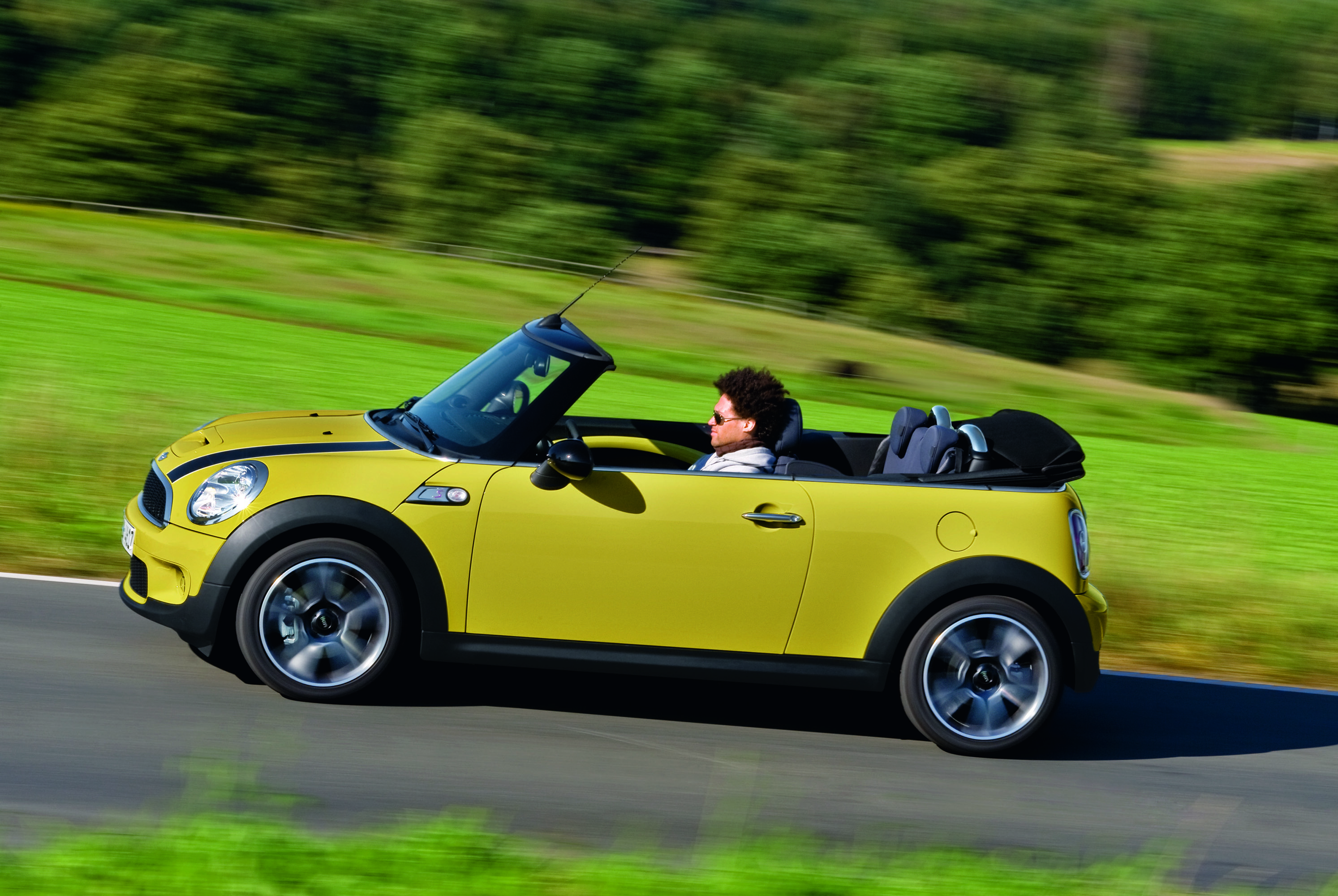 MINI Convertible photo #20