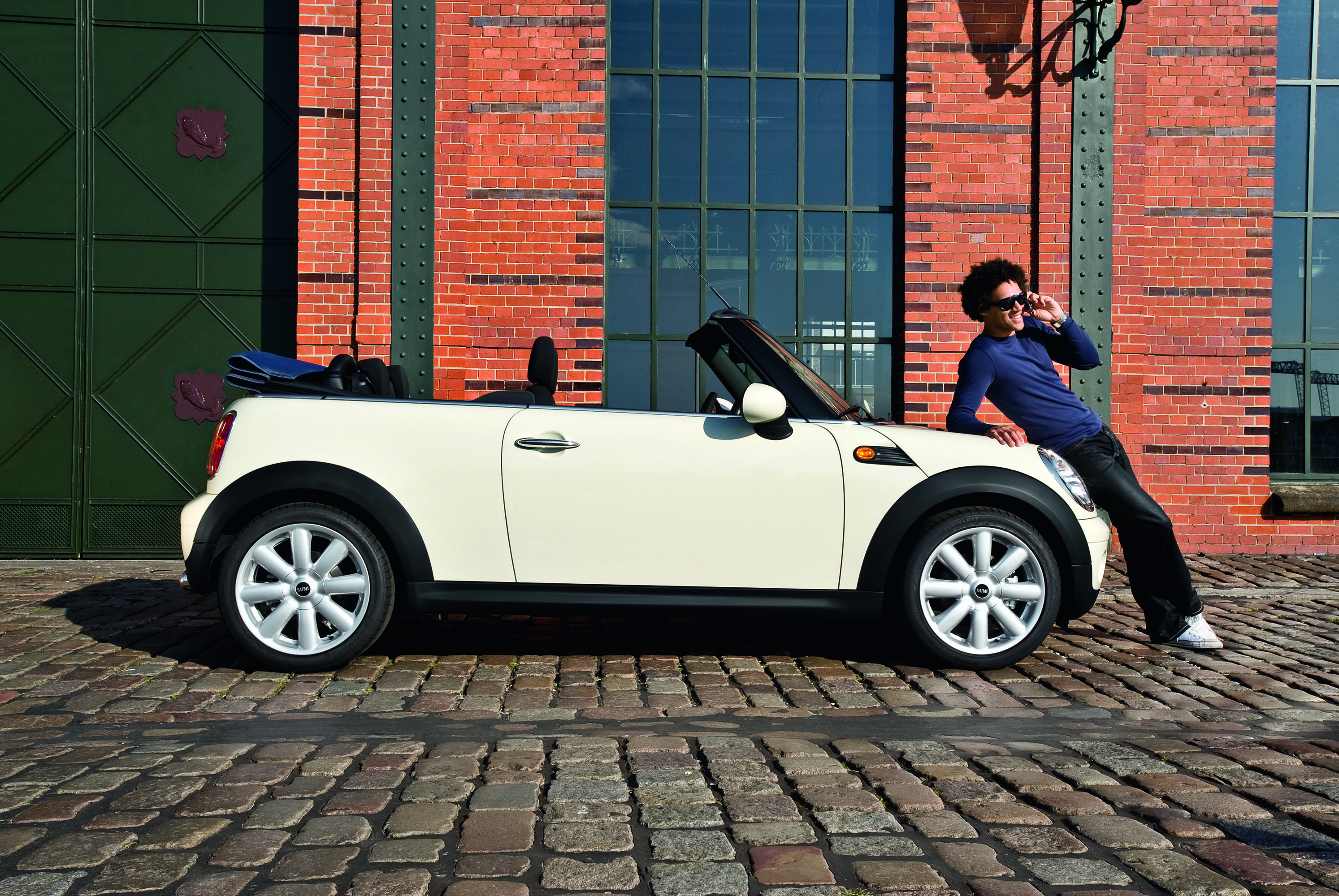 MINI Convertible photo #36