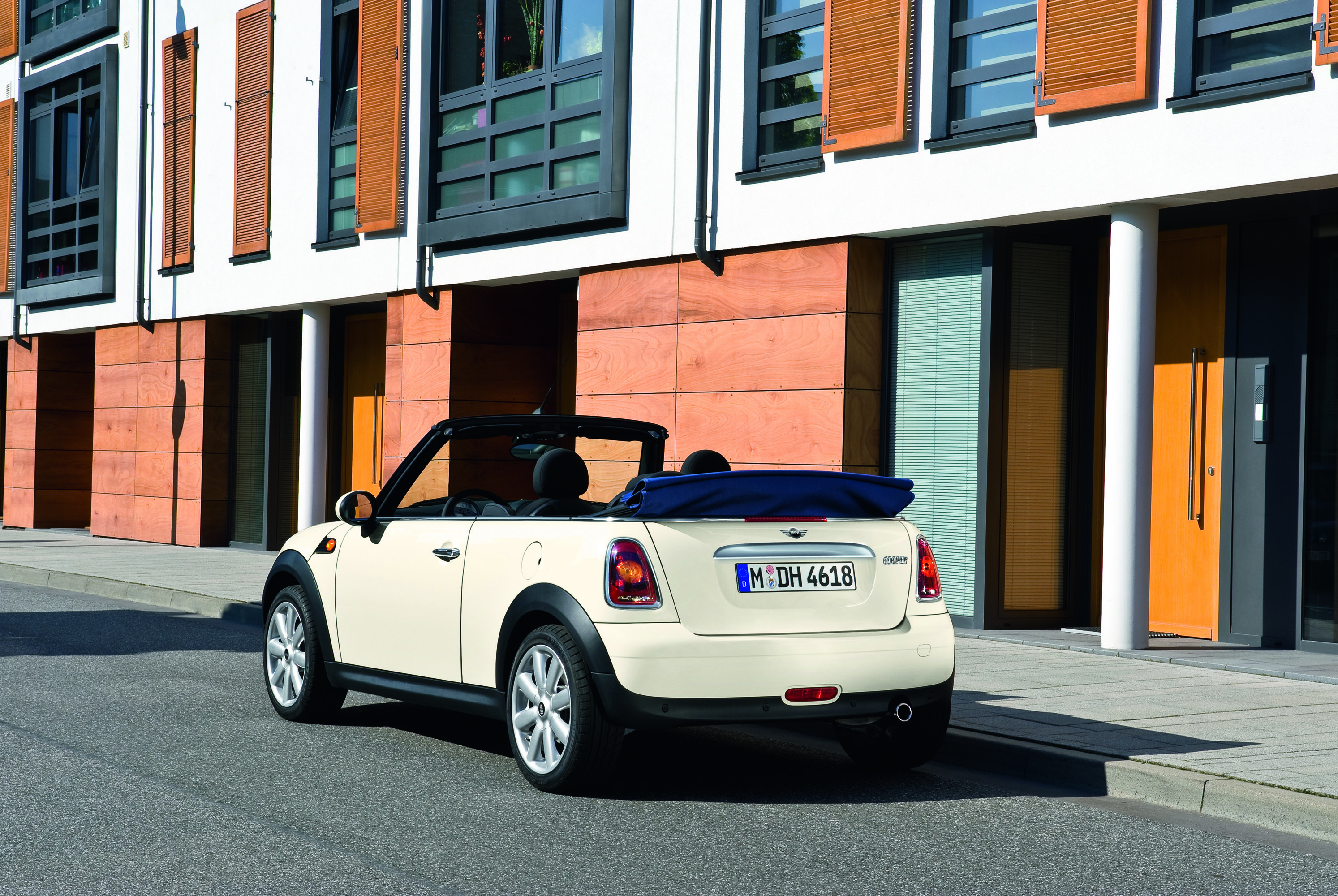 MINI Convertible photo #51