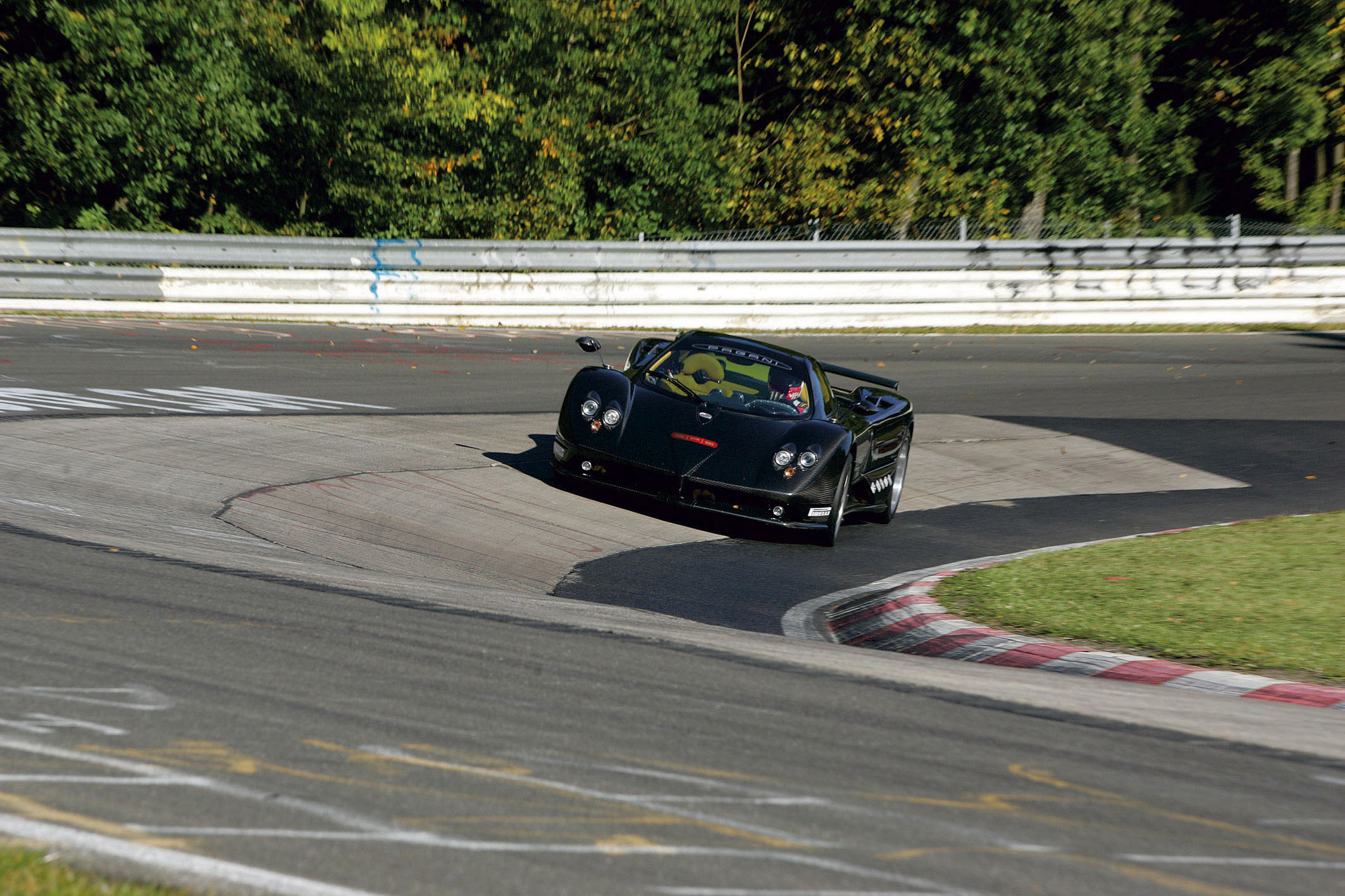 Pagani Zonda R photo #16