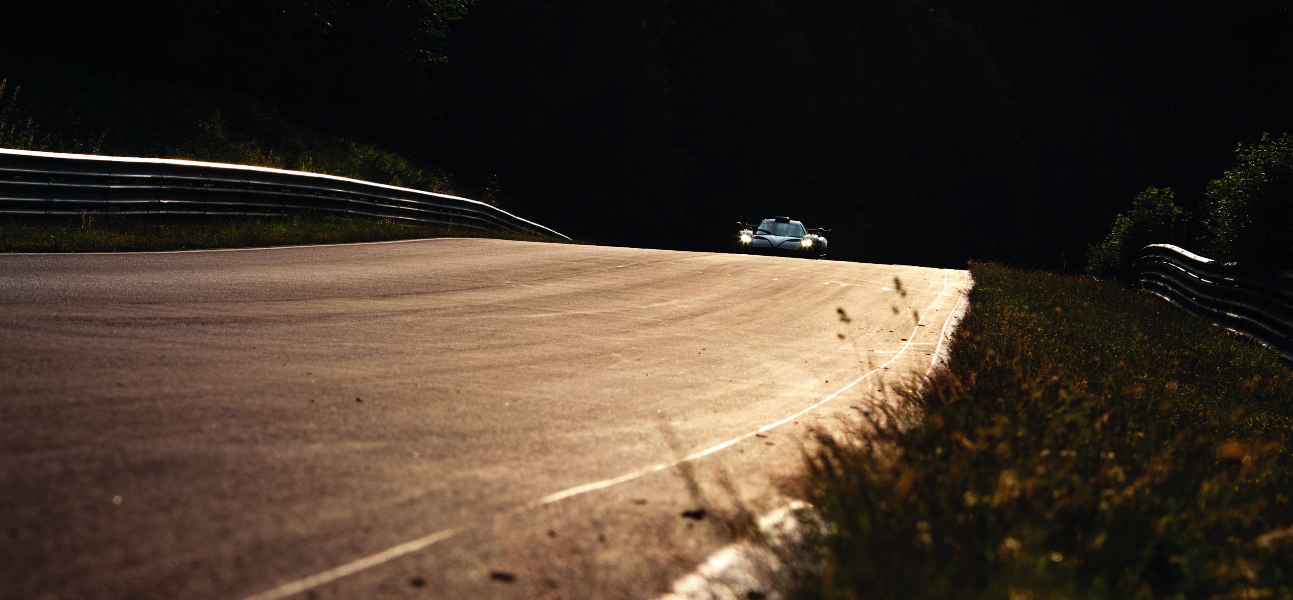 Pagani Zonda R photo #32