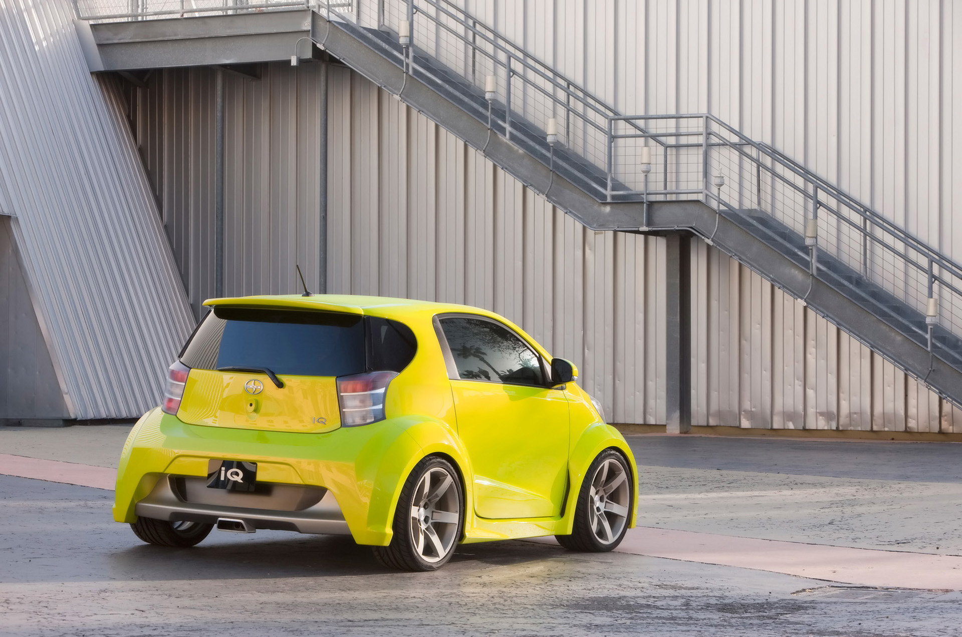 Scion iQ Concept Five Axis photo #15