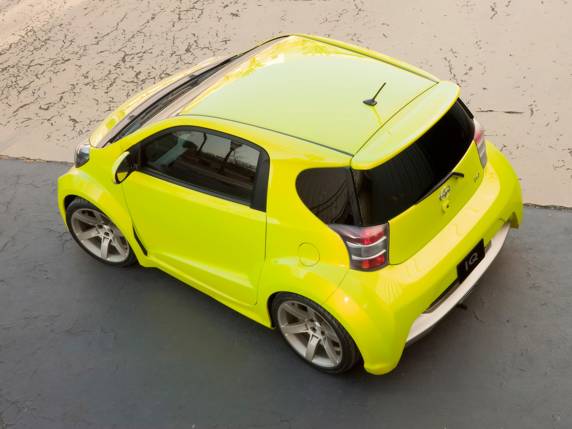 Scion iQ Concept Five Axis photo #17