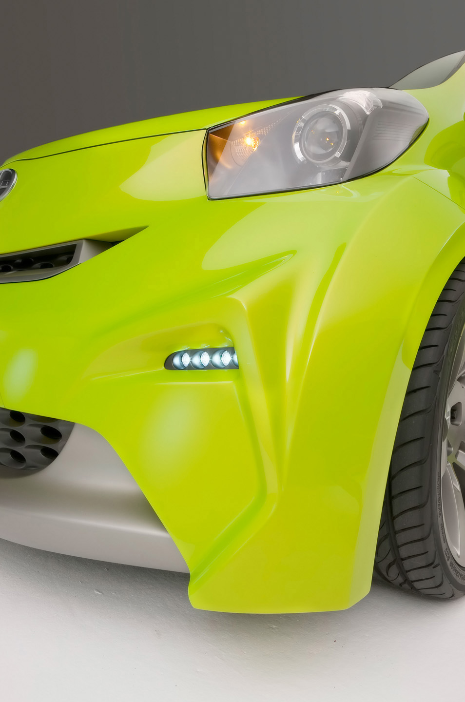 Scion iQ Concept Five Axis photo #21