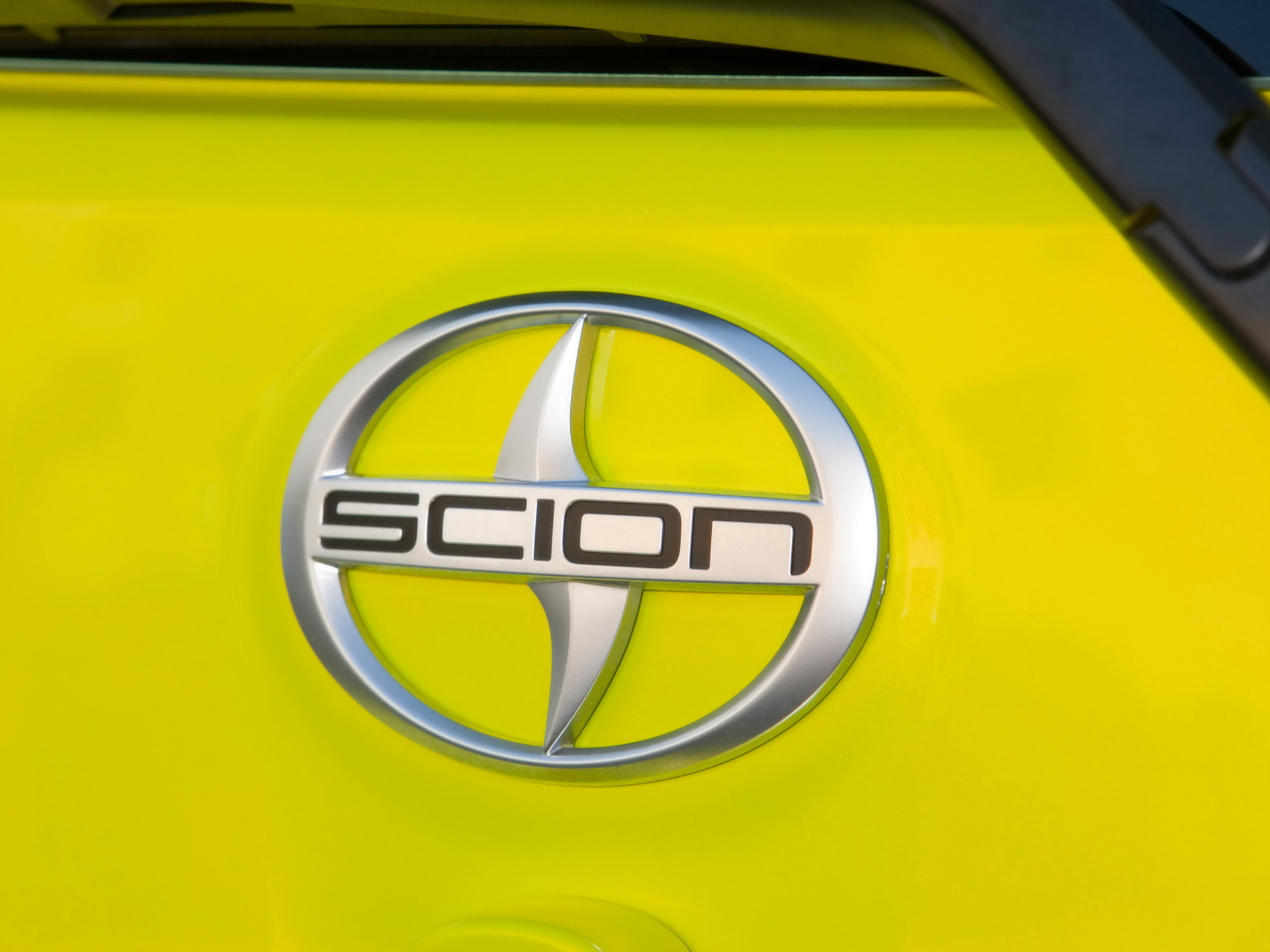 Scion iQ Concept Five Axis photo #24