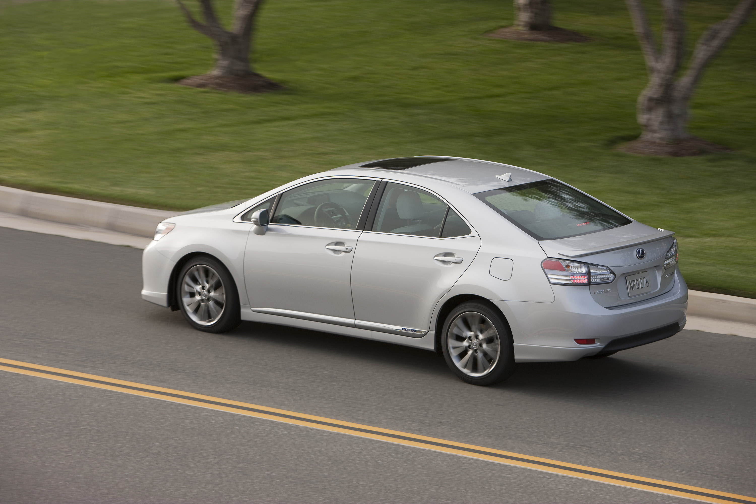 Lexus HS 250h photo #49