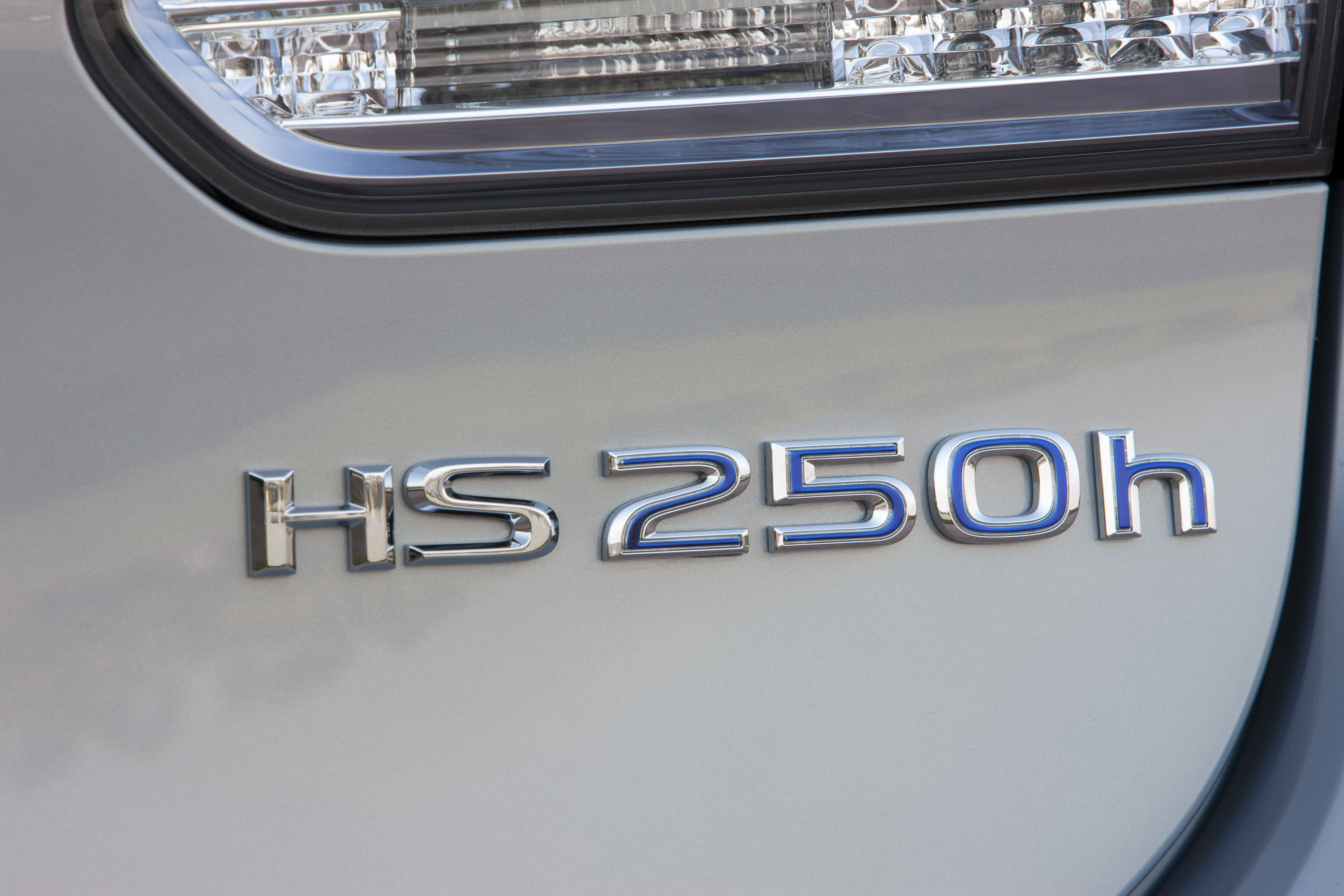 Lexus HS 250h photo #69