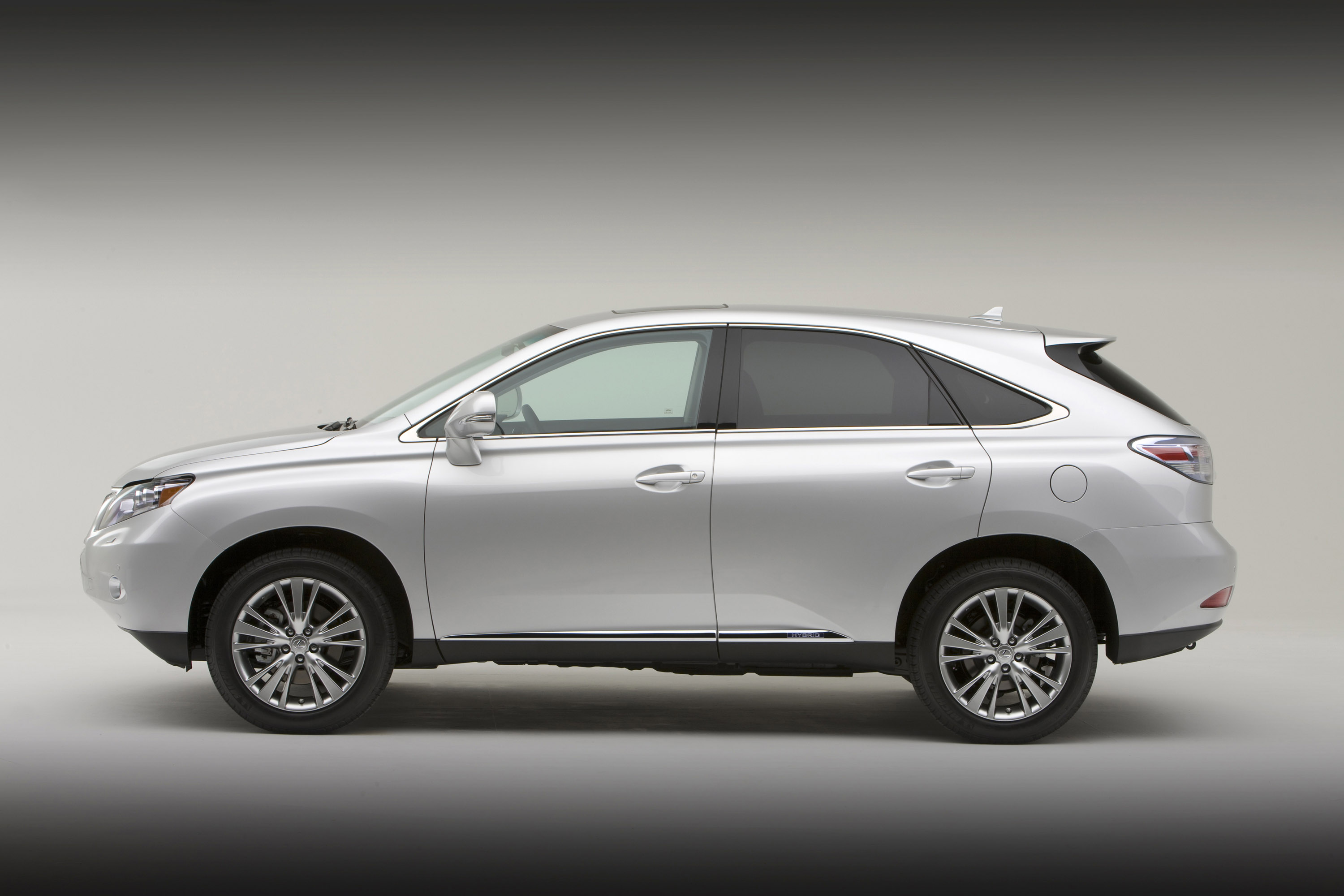 Lexus RX 450h photo #21