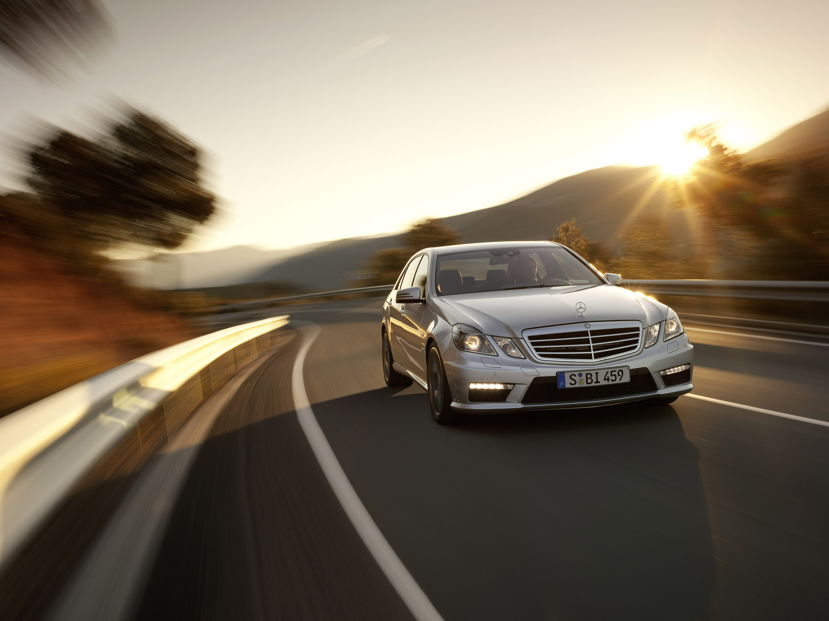 Mercedes-Benz E63 AMG photo #19