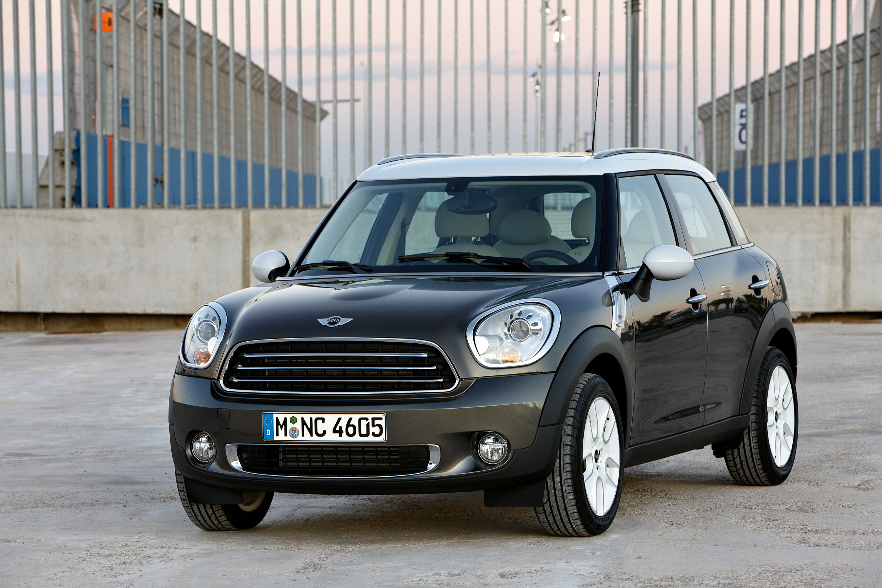 MINI Countryman photo #19