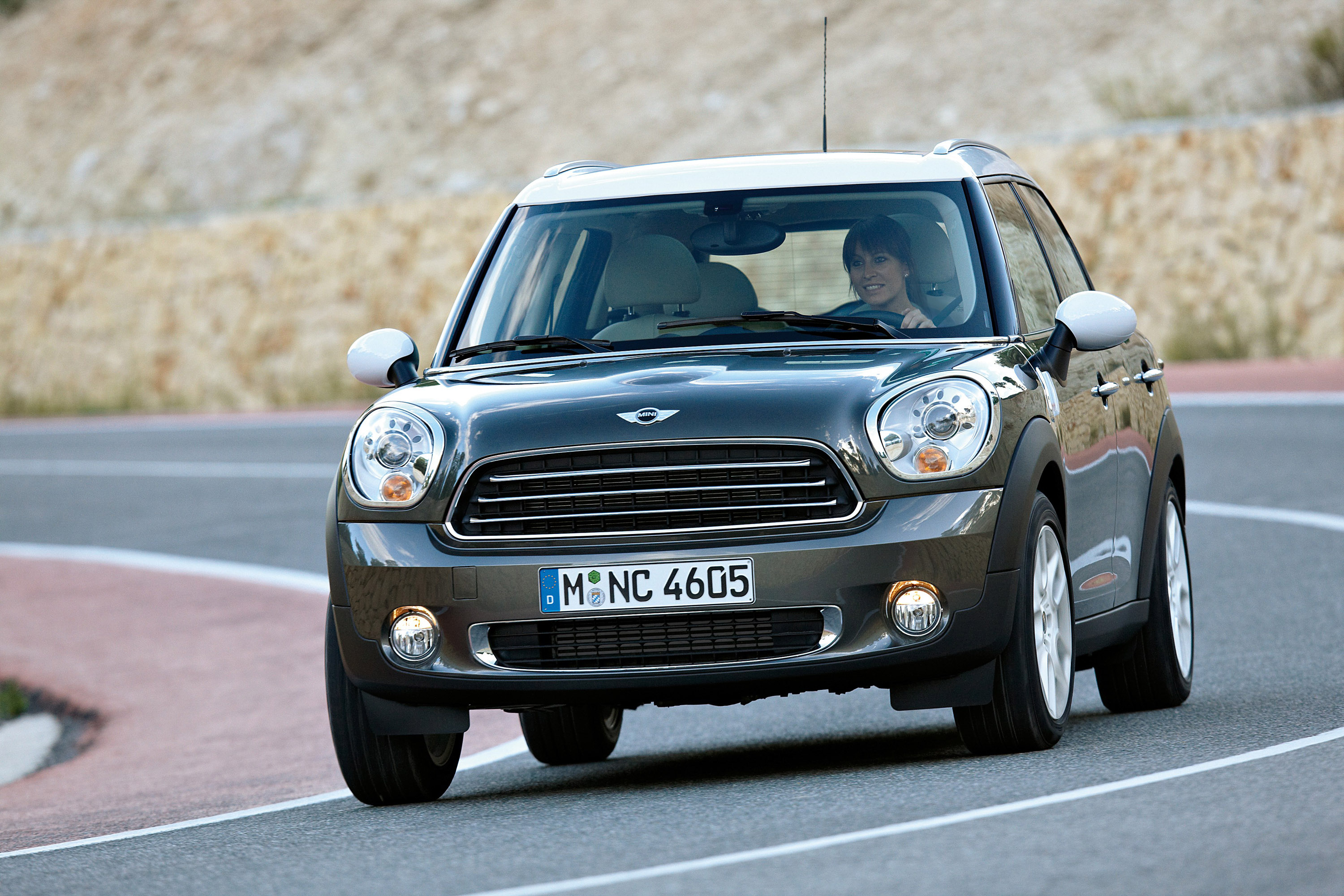 MINI Countryman photo #22