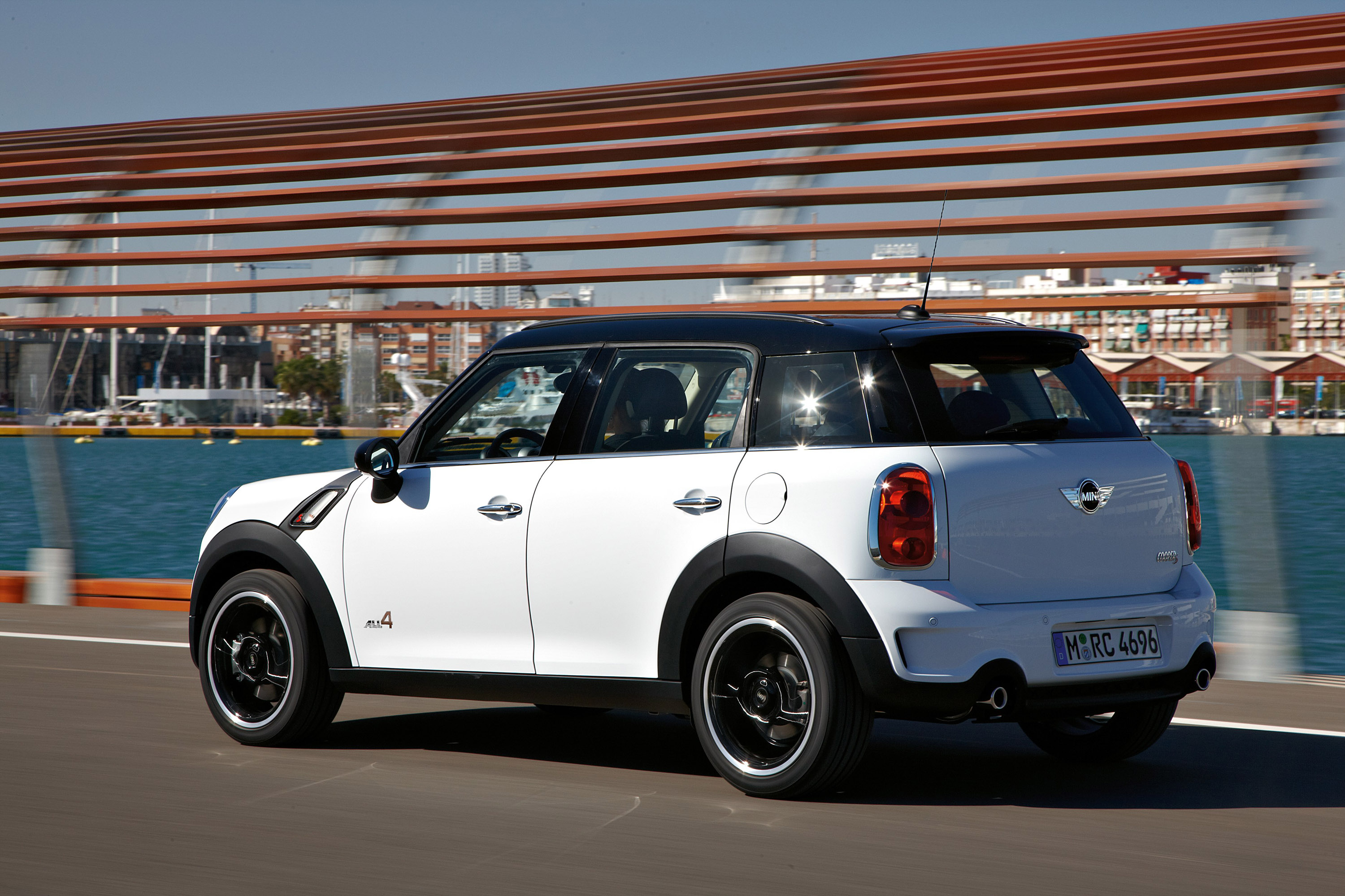 MINI Countryman photo #39