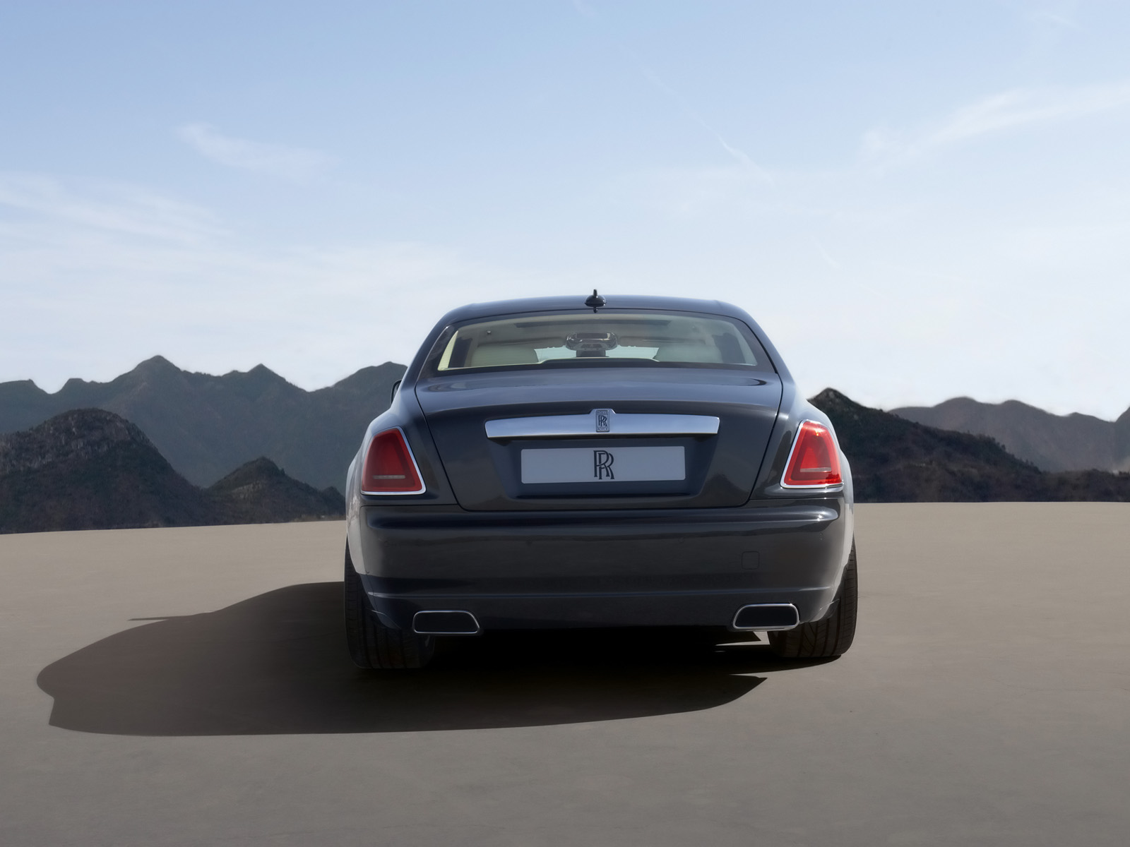 Rolls-Royce Ghost photo #21