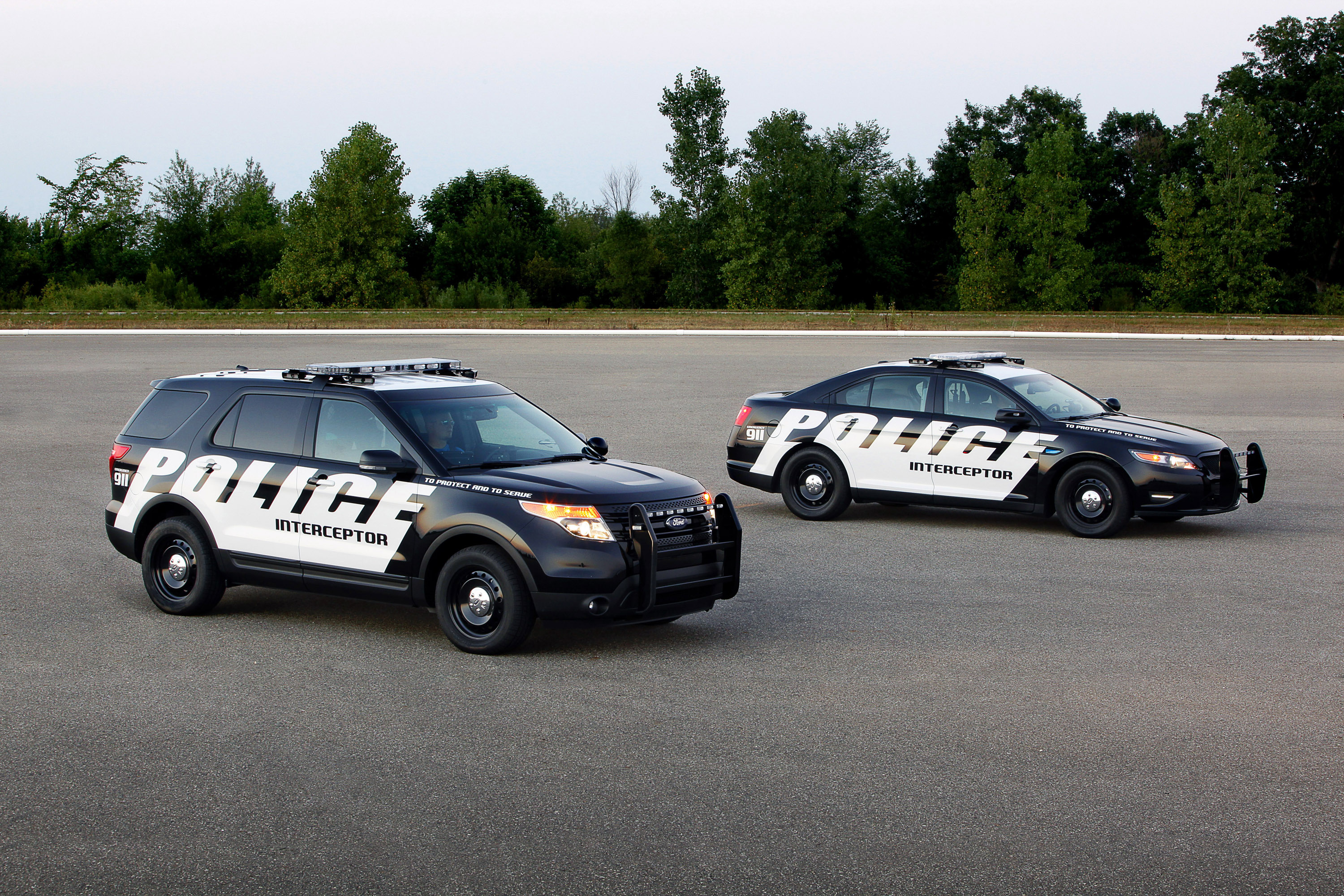 Ford Police Interceptor Utility Vehicle photo #15