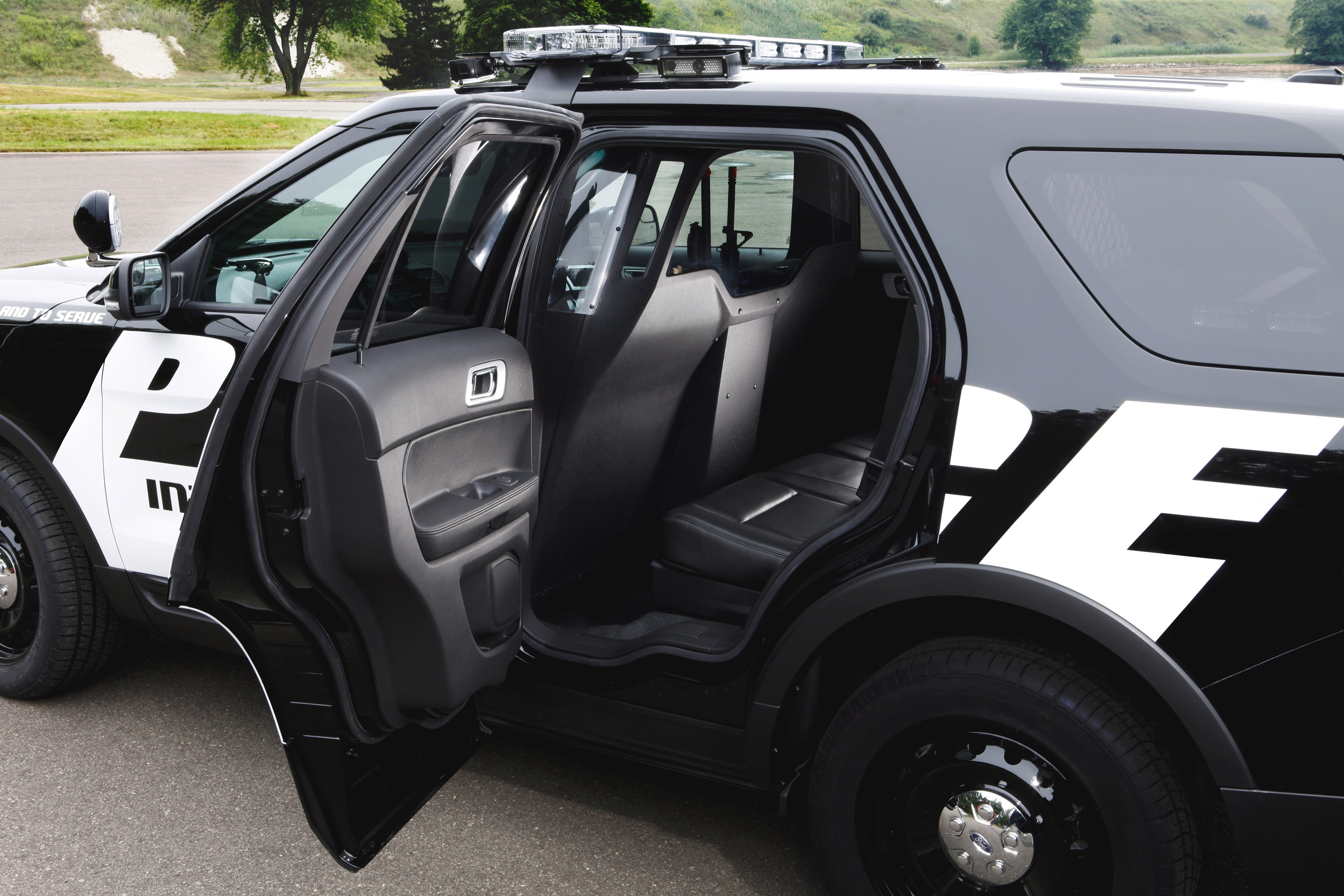 Ford Police Interceptor Utility Vehicle photo #22