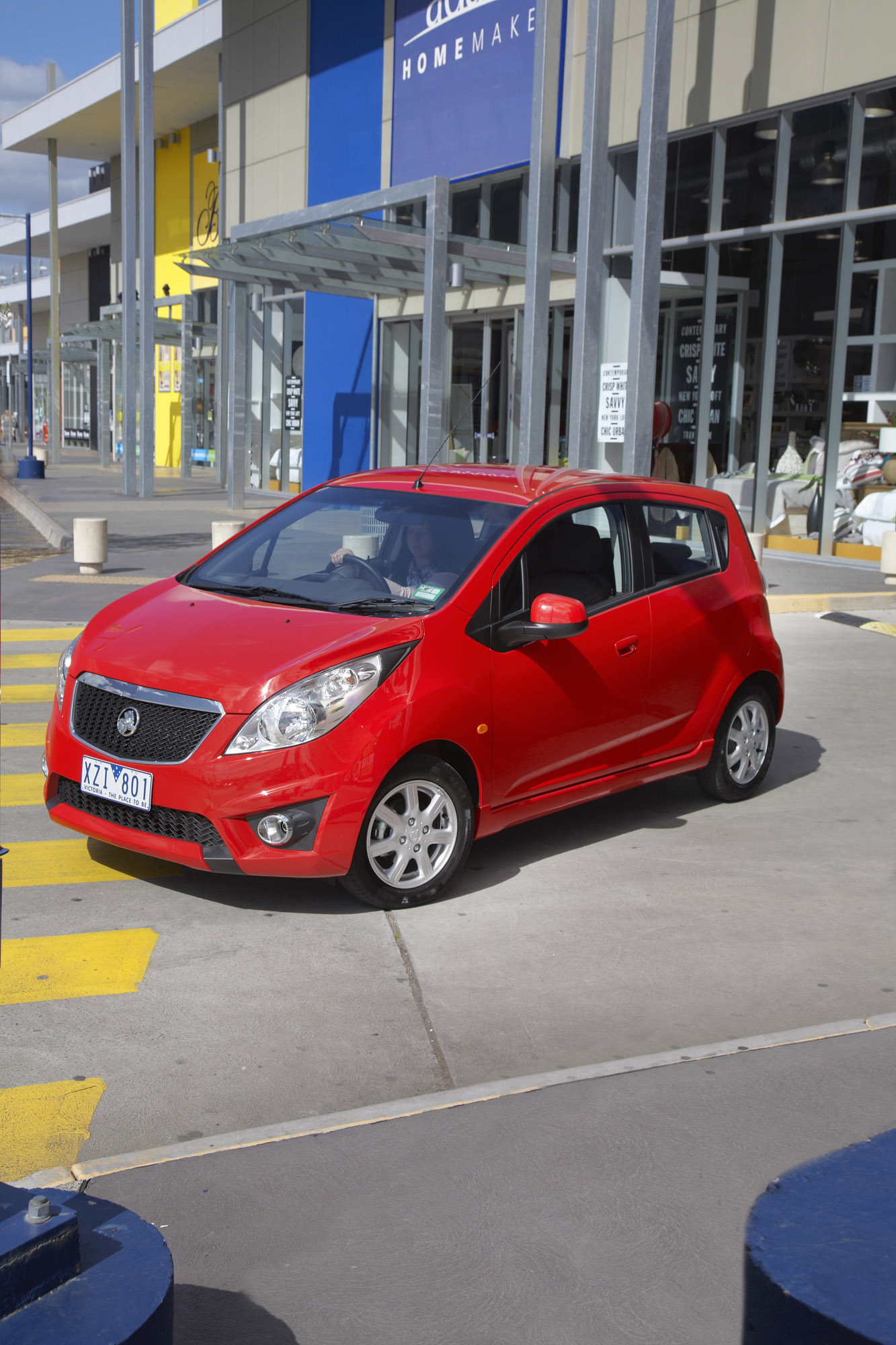 Holden Barina Spark CDX photo #22