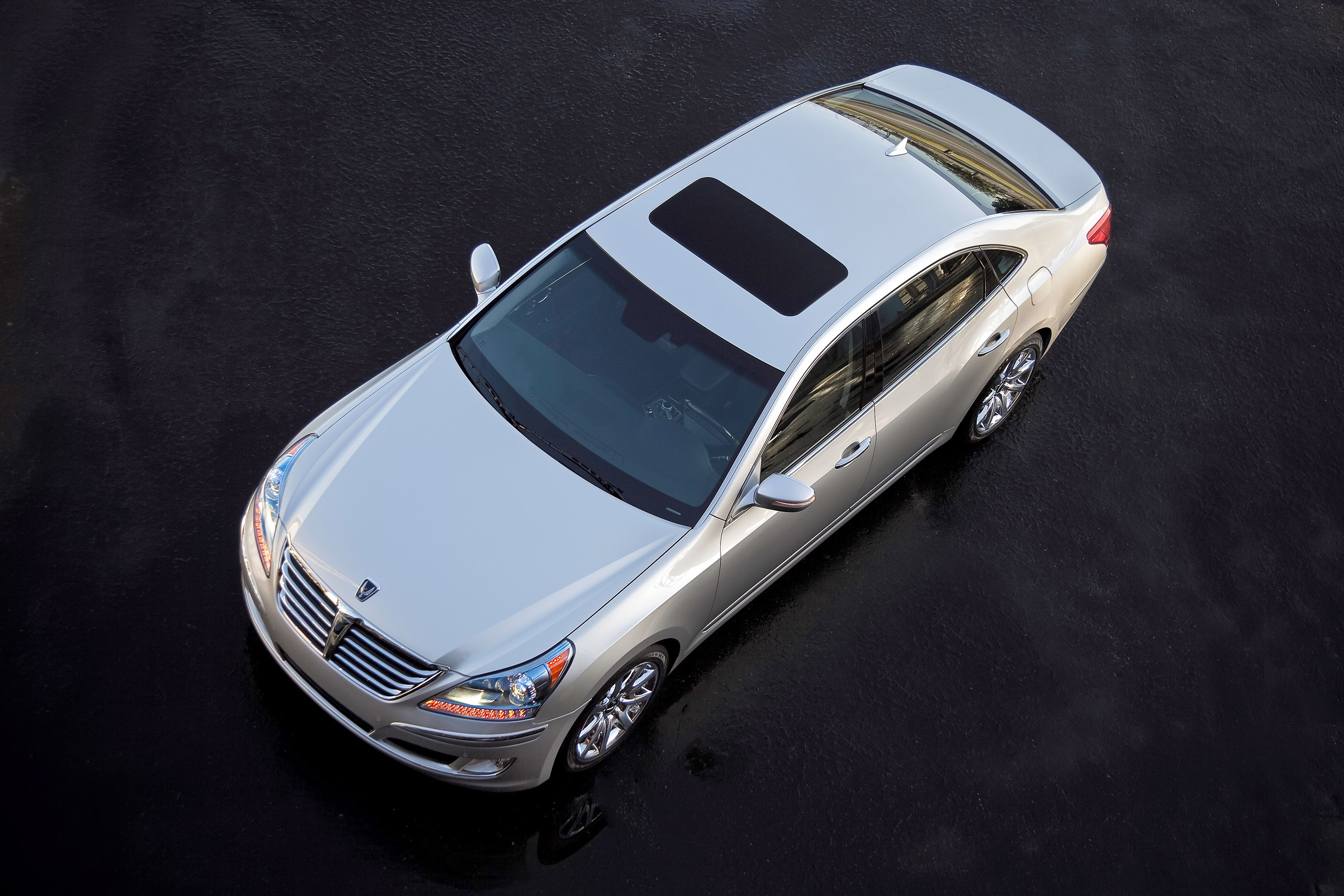 Hyundai Equus photo #26