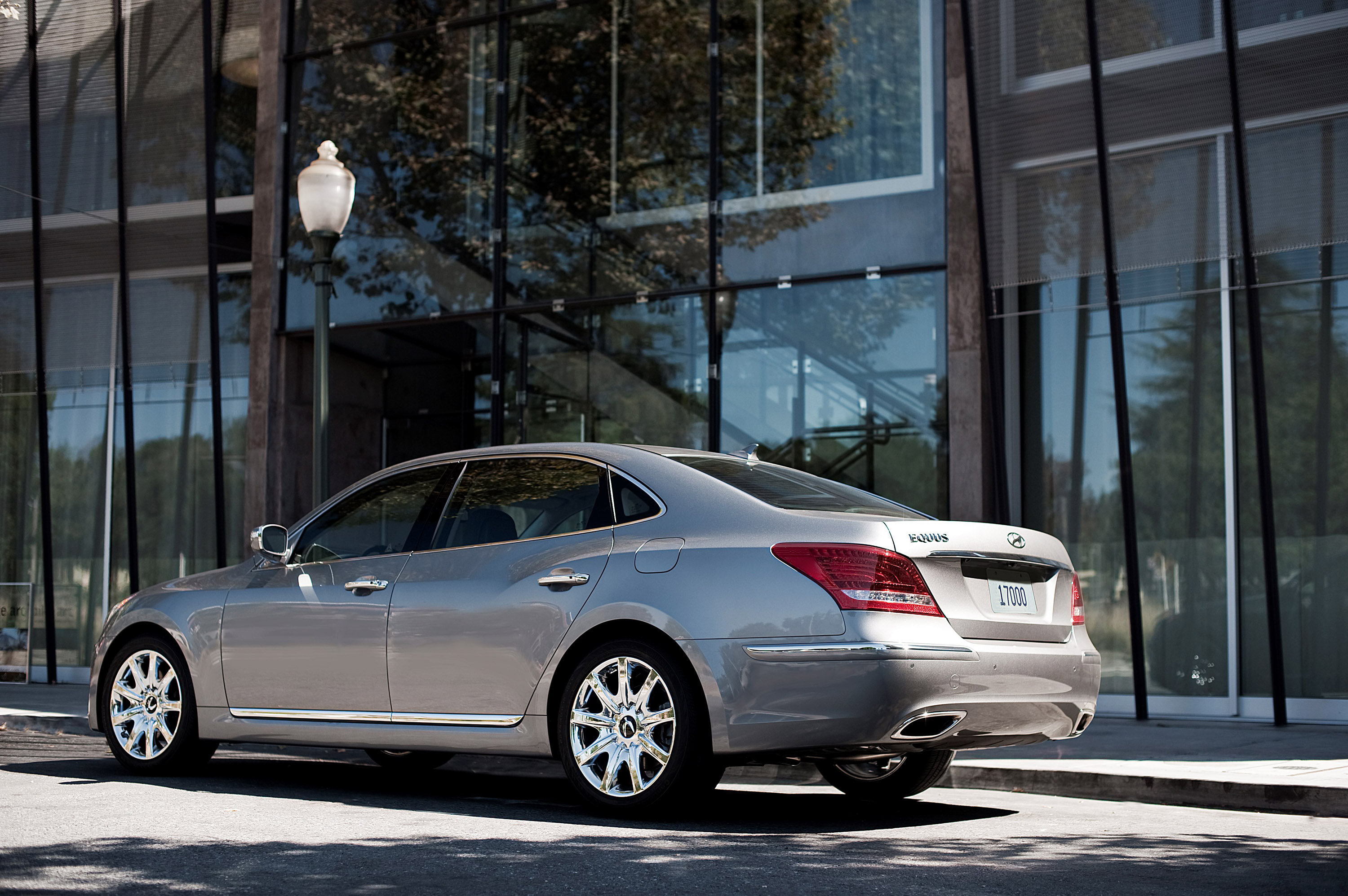 Hyundai Equus photo #41