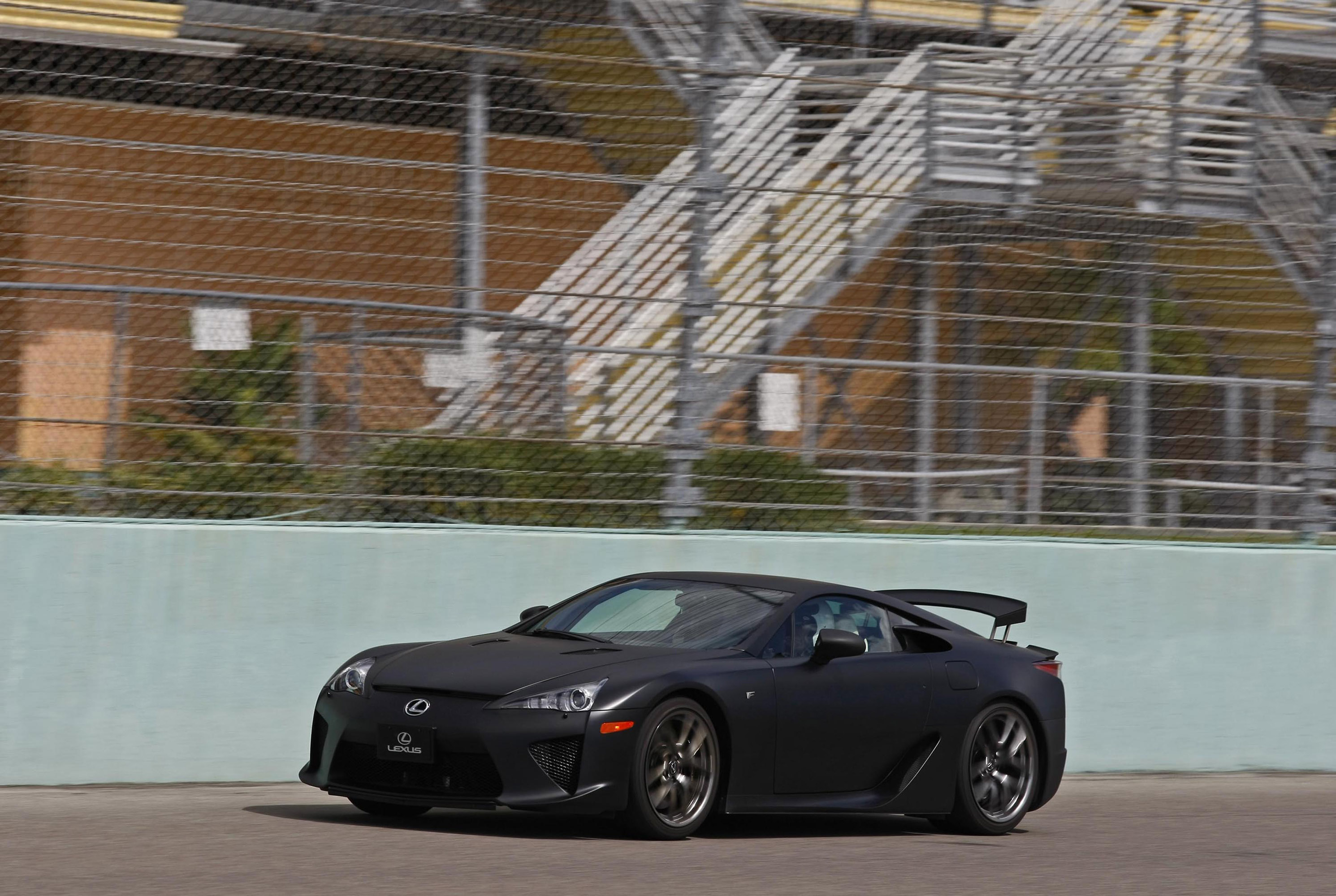 Lexus LFA photo #17