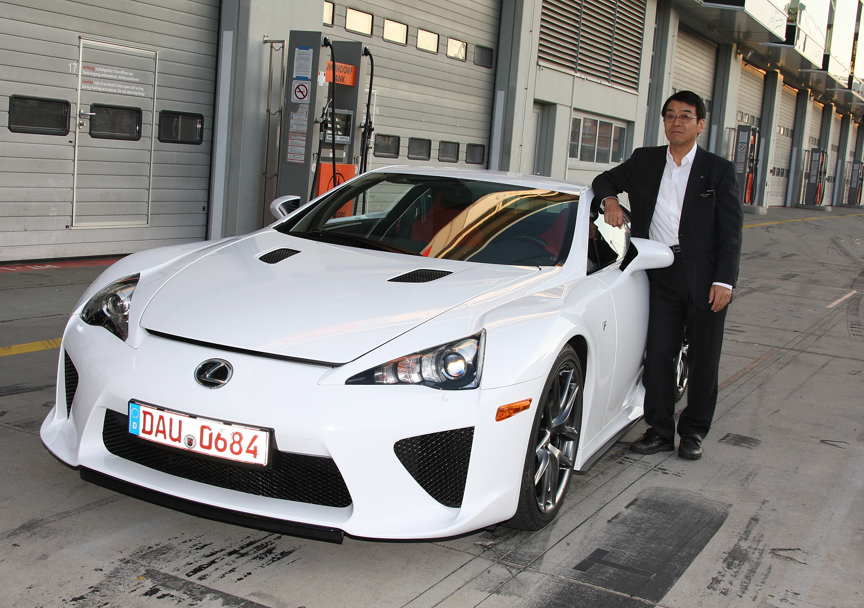 Lexus LFA photo #18