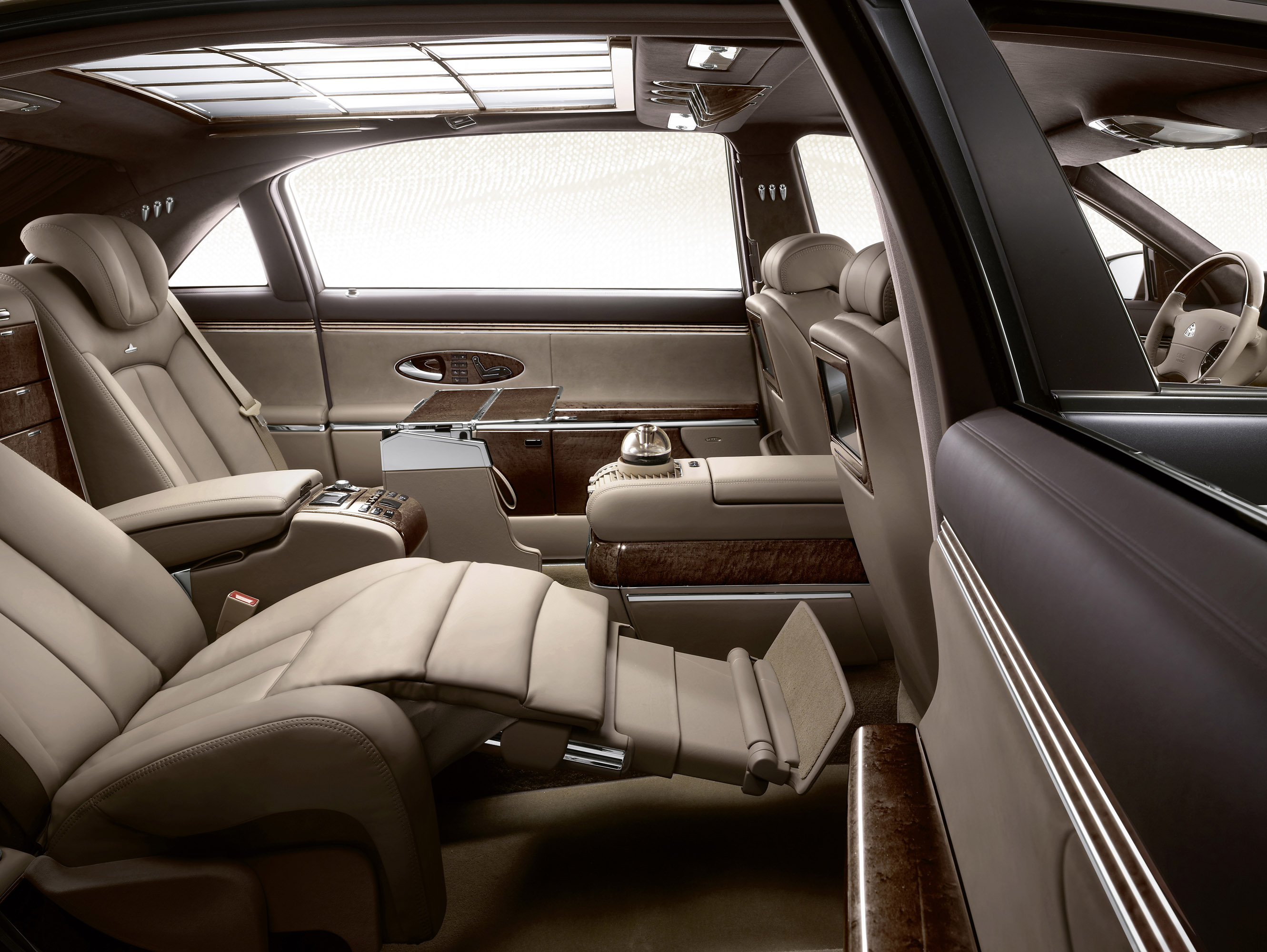 Maybach 62 S photo #29