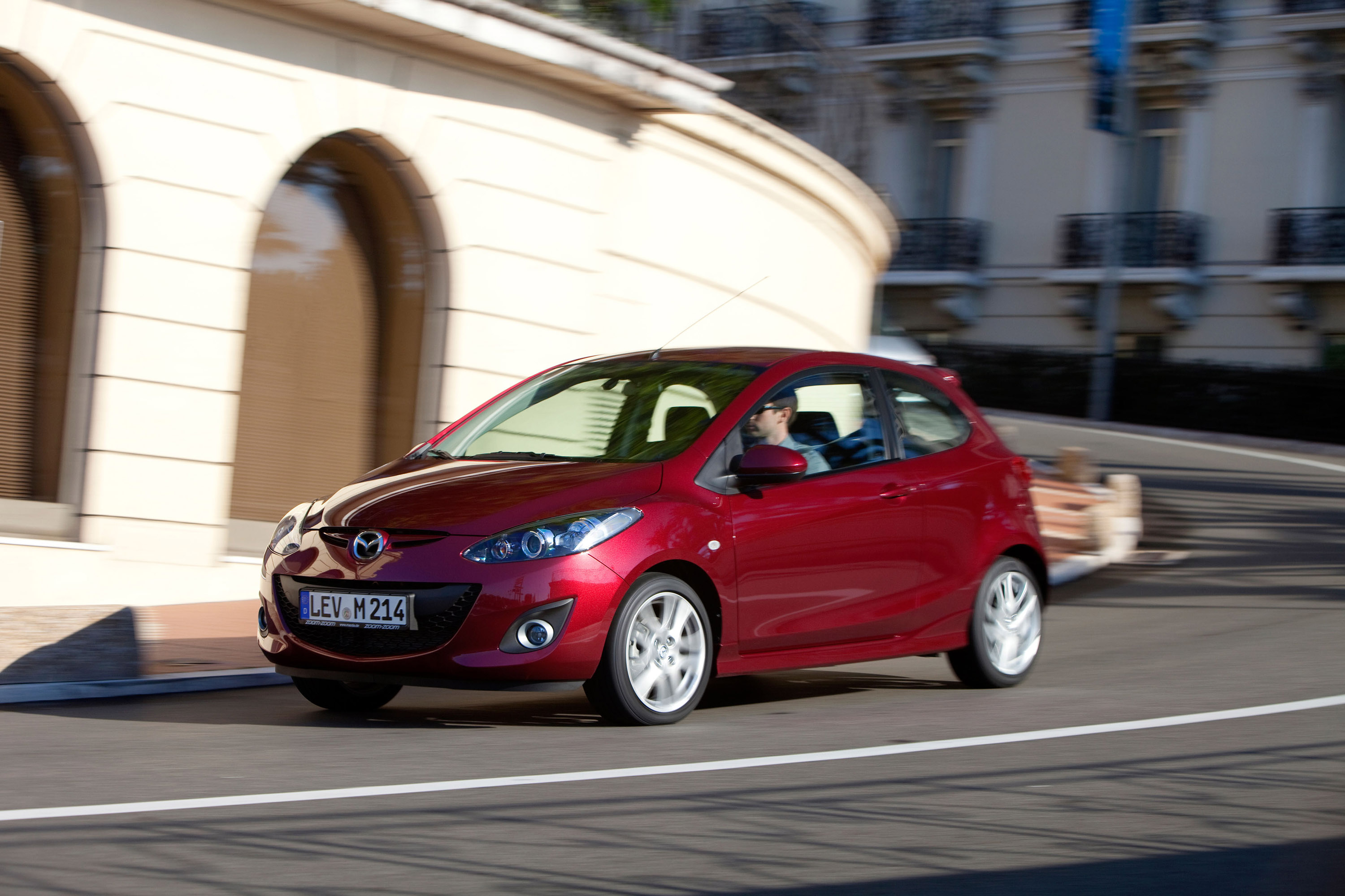 Mazda 2 photo #28