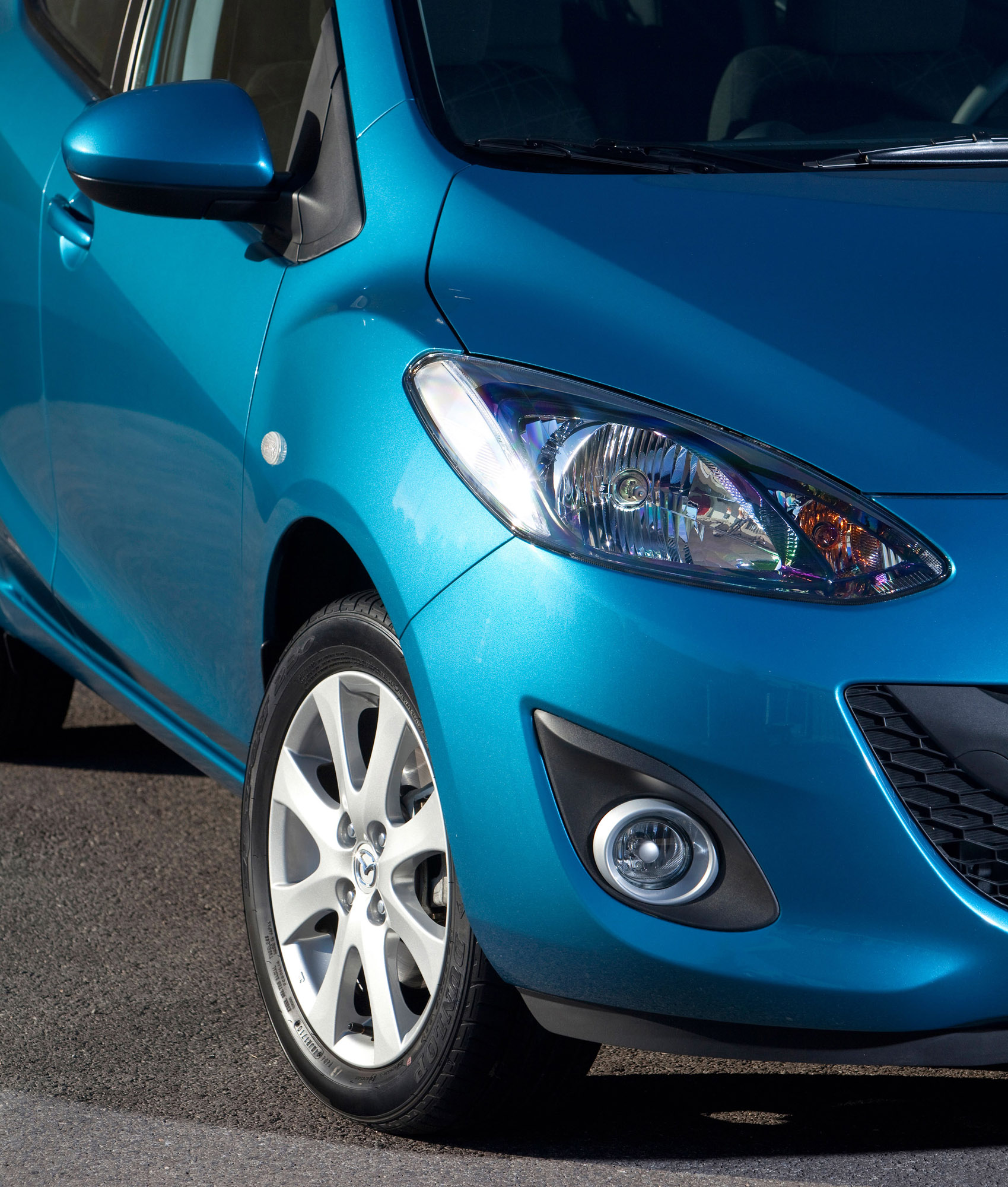 Mazda 2 photo #76