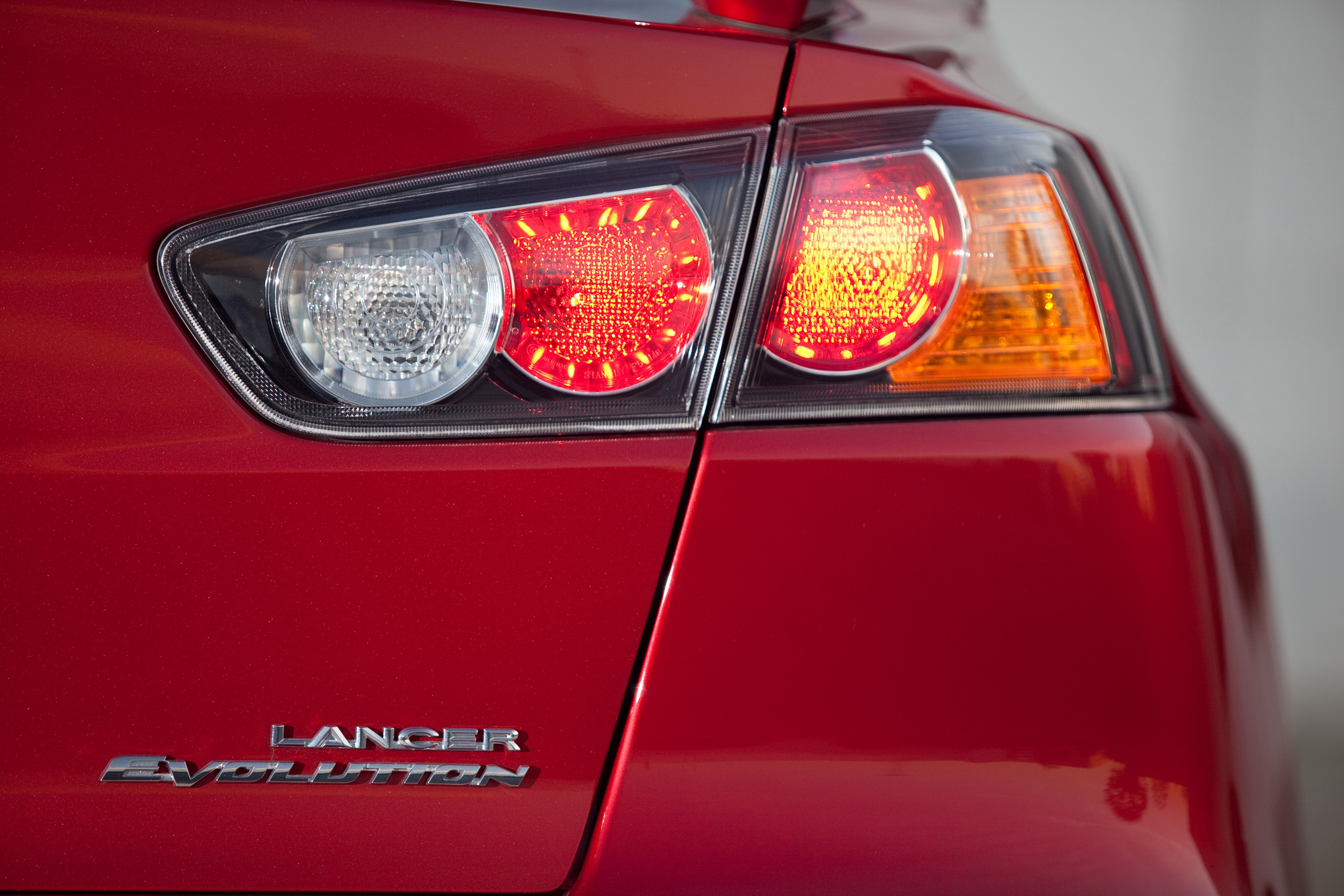 Mitsubishi Lancer Evolution photo #25