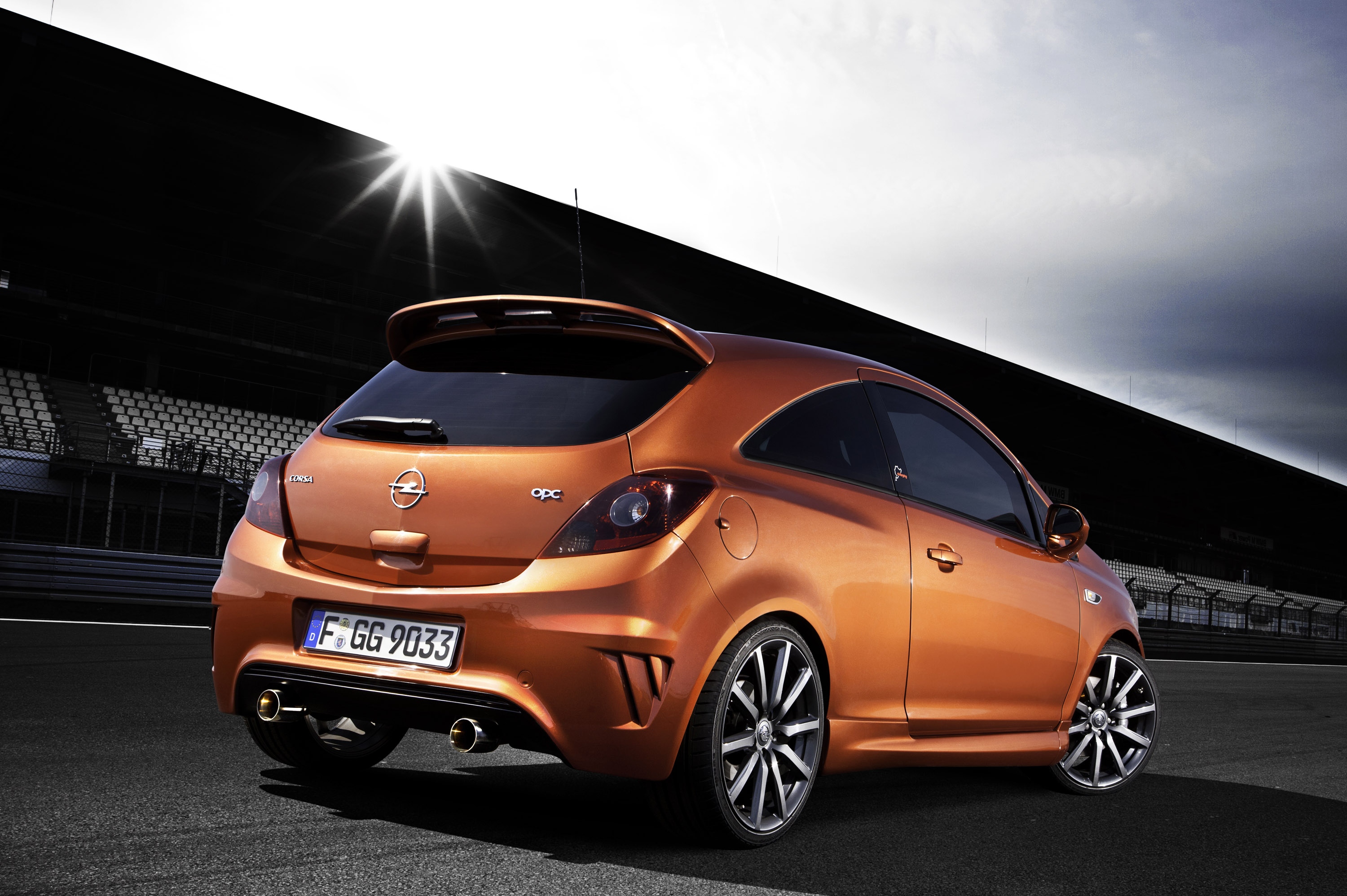 Opel Corsa OPC photo #29