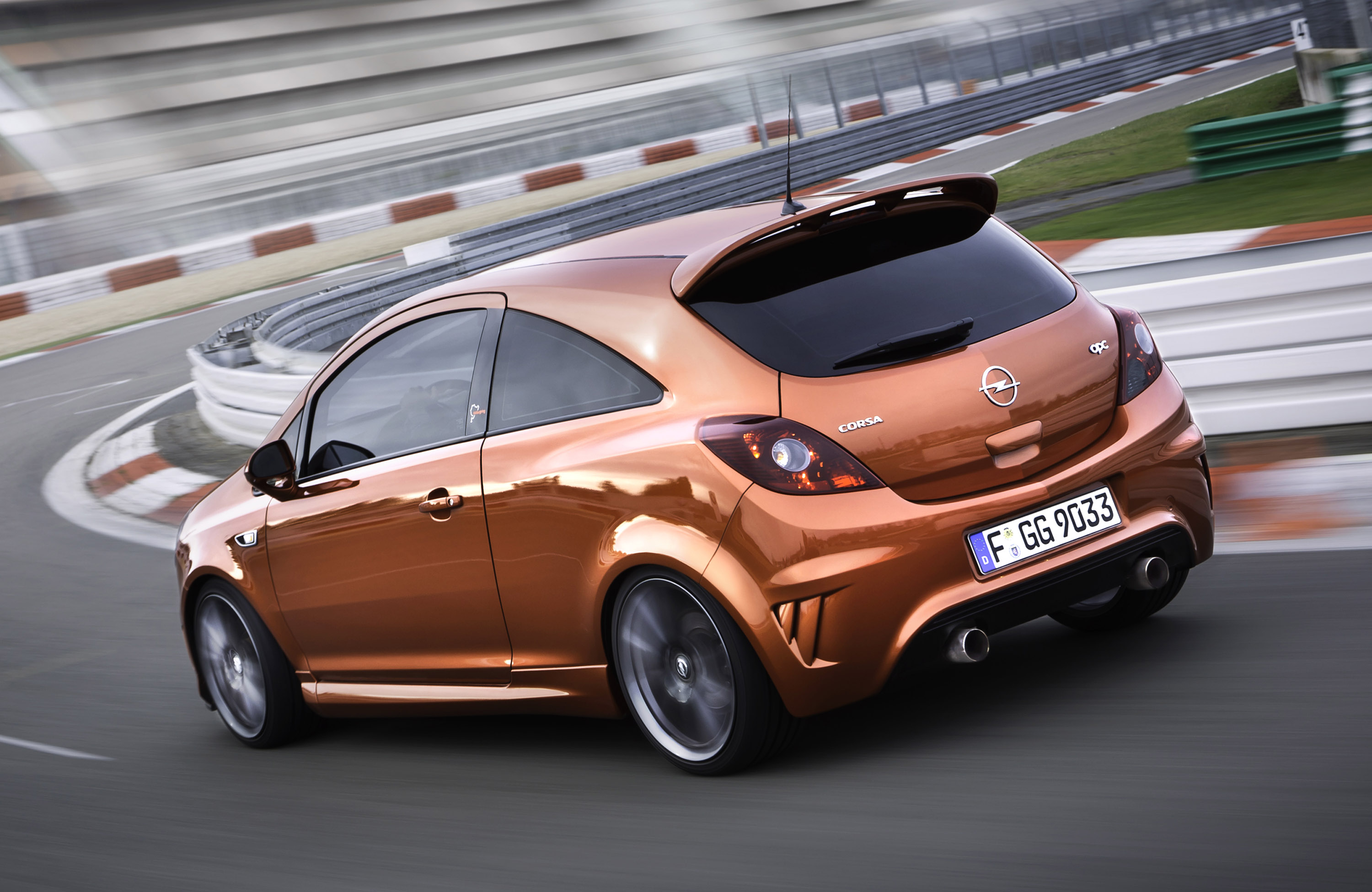 Opel Corsa OPC photo #32