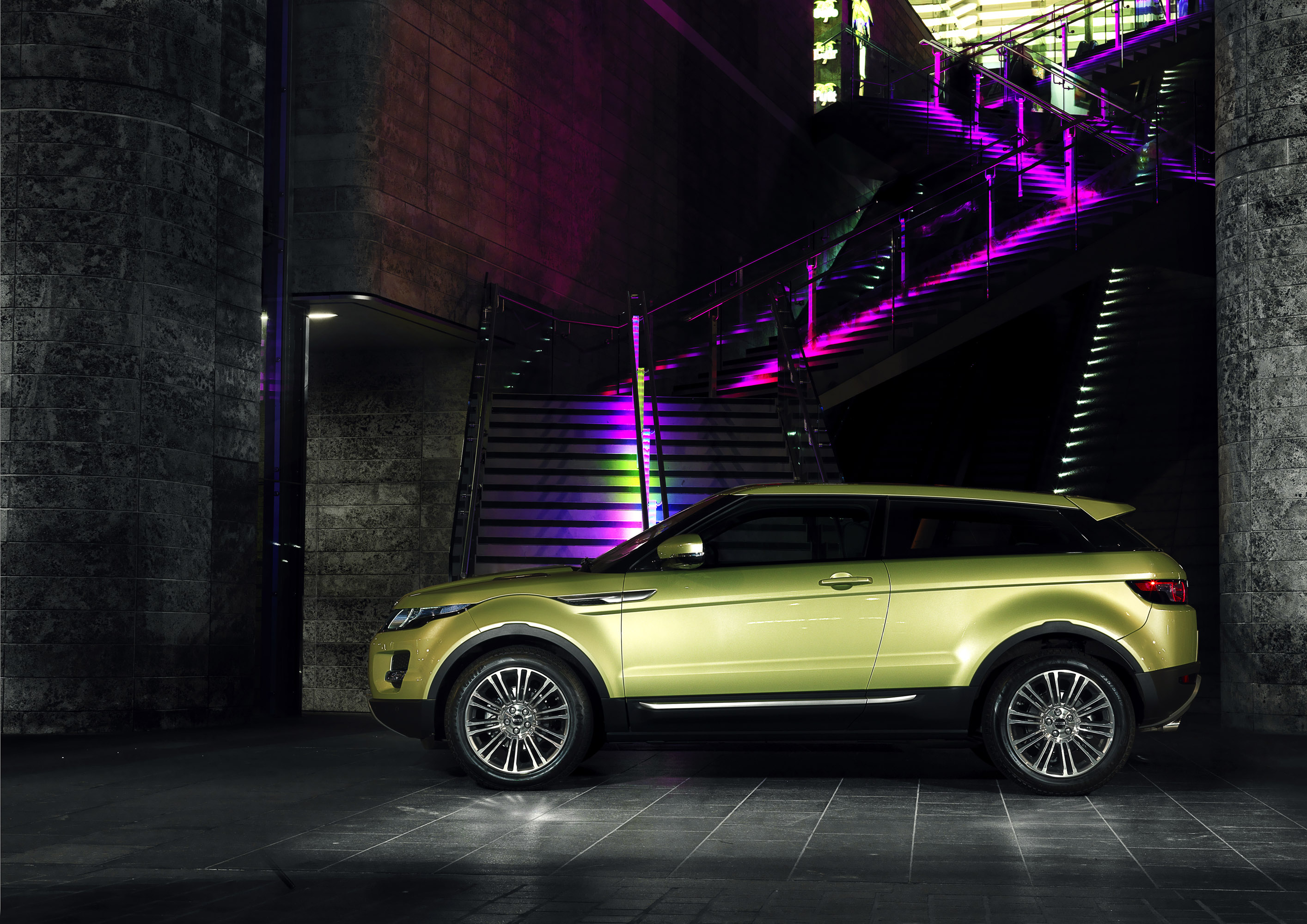 Range Rover Evoque photo #17