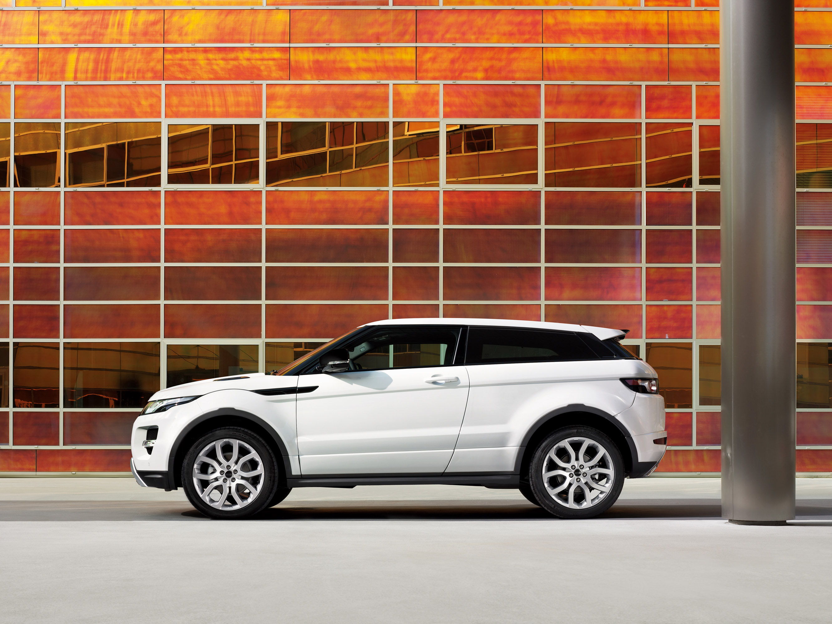 Range Rover Evoque photo #18