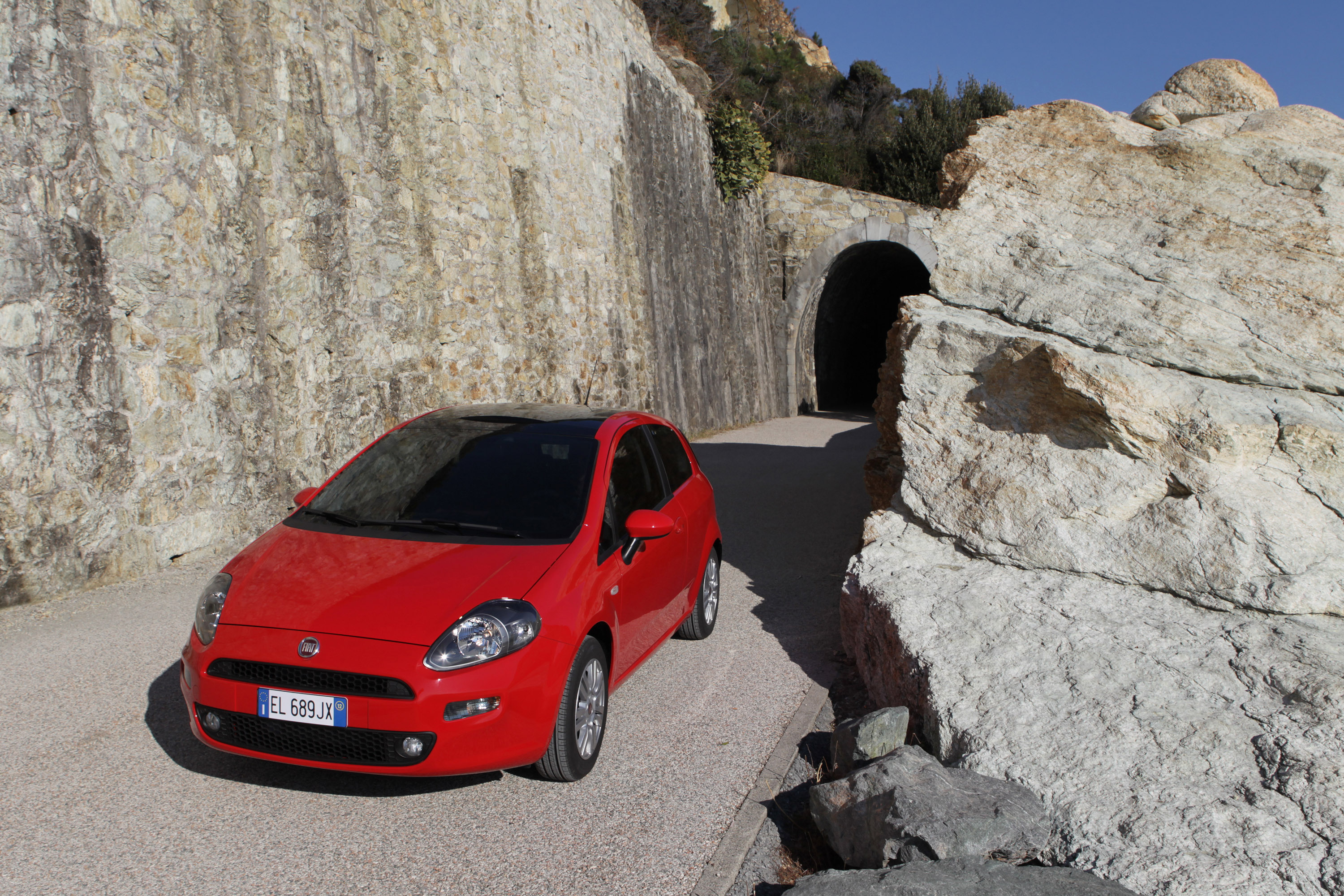 Fiat Punto photo #20