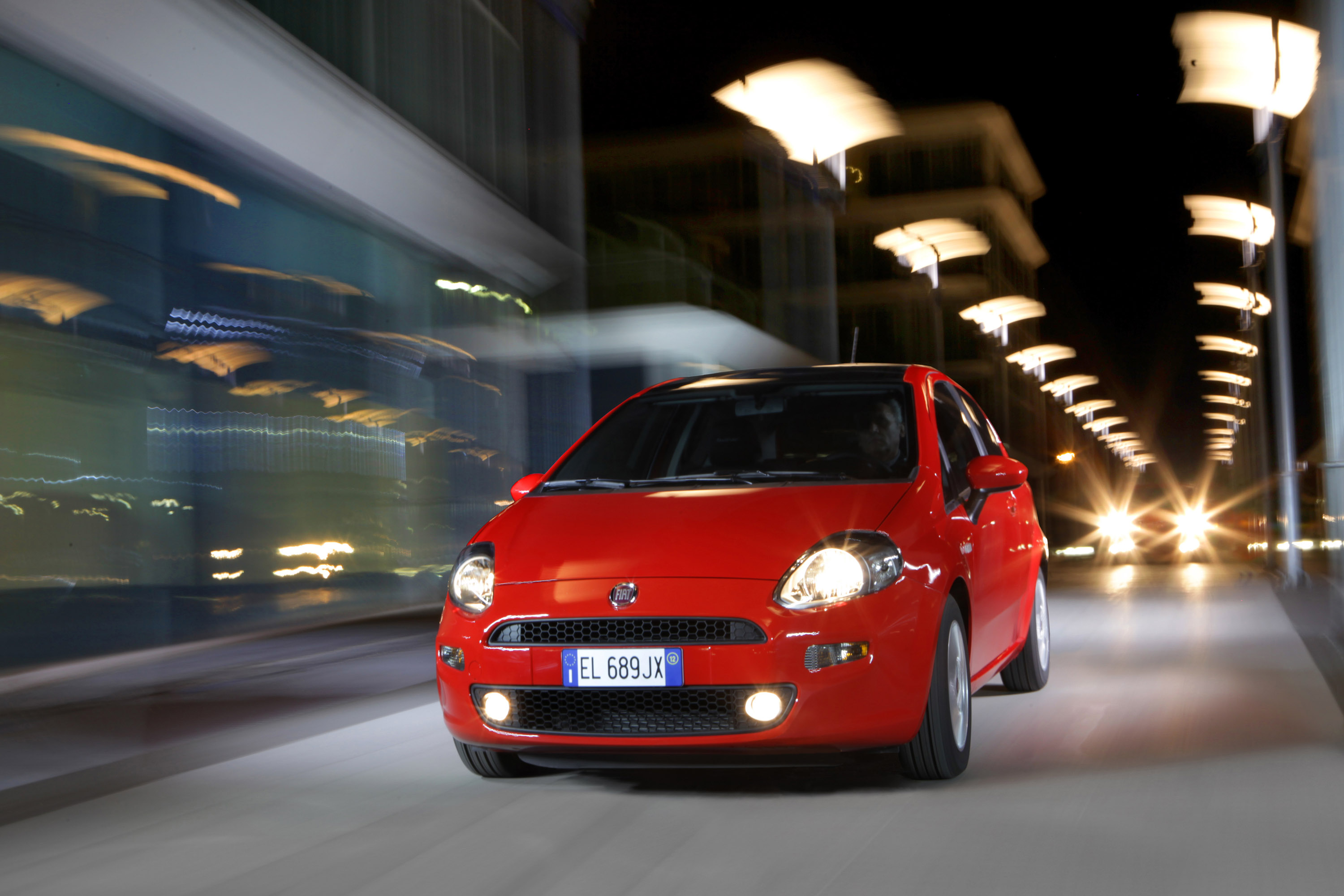 Fiat Punto photo #24