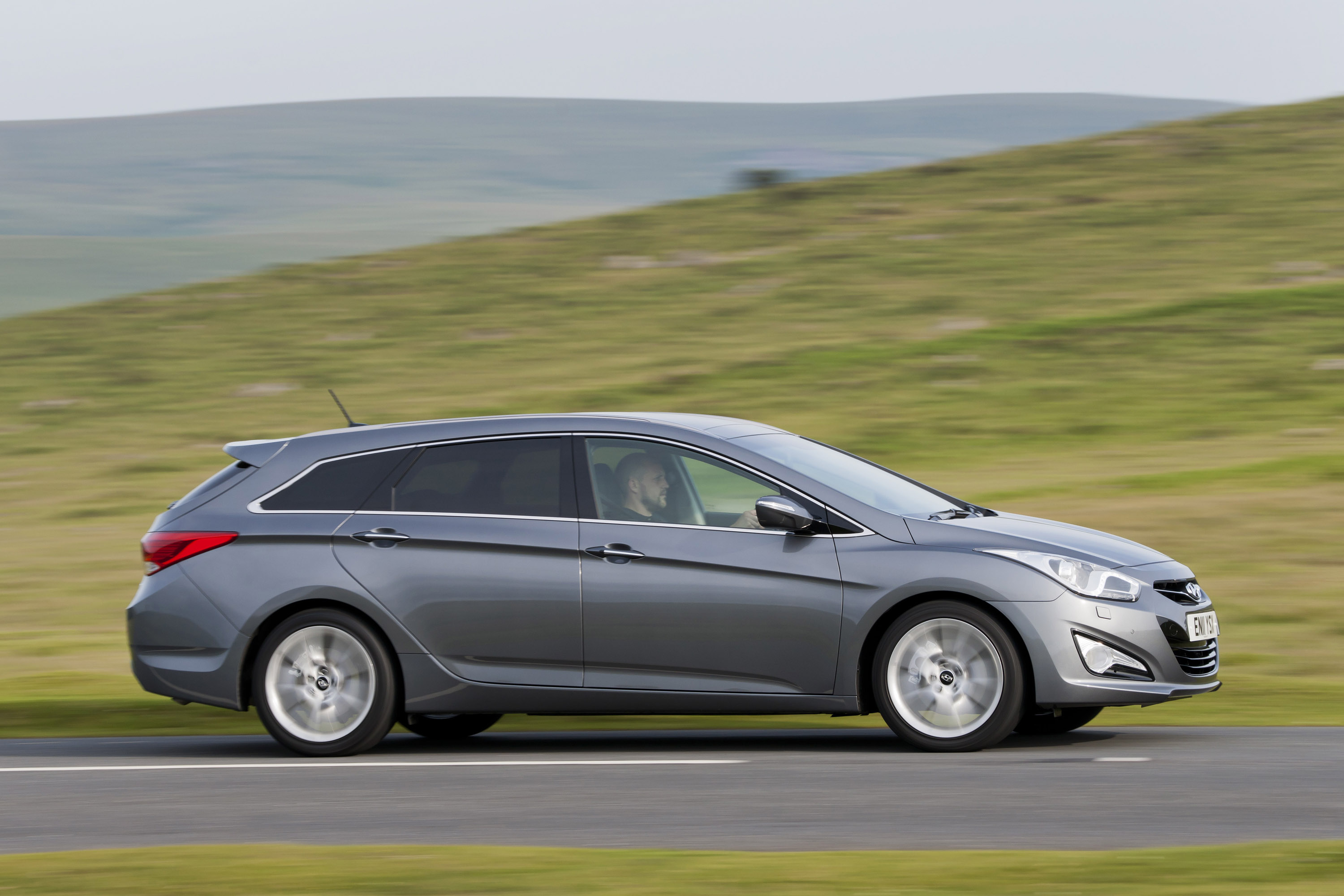 Hyundai i40 Tourer UK Version photo #22