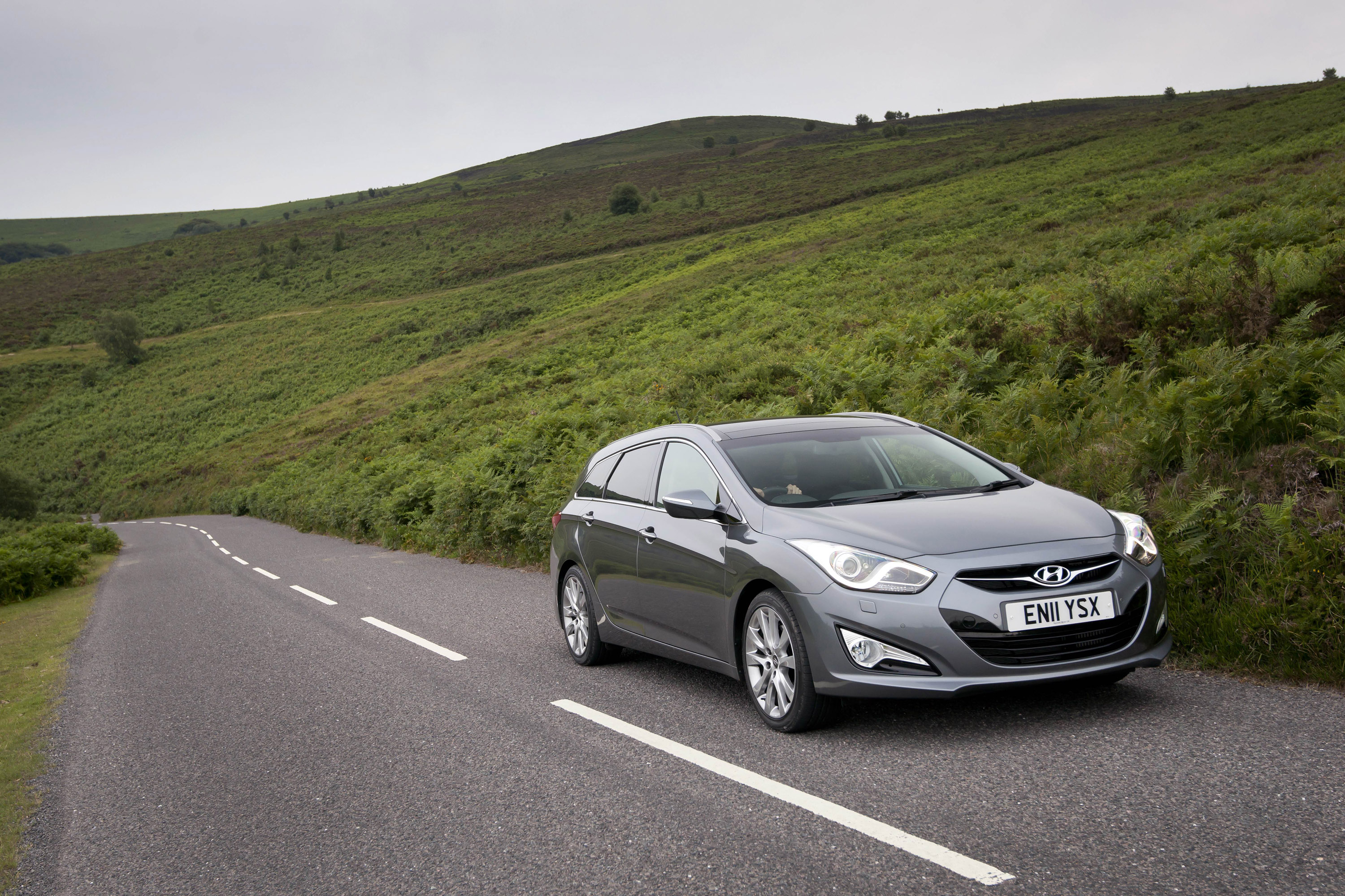 Hyundai i40 Tourer UK Version photo #25